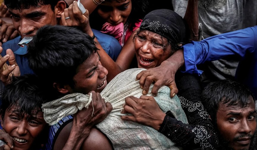 💙INTELIGÊNCIA HUMANITÁRIA + CONFLITOS💥
Fotos: Imagens premiadas pela Reuters na temática "Conflitos e suas Consequências".
Conflitos surgem rápido, mas seus efeitos são duradouros. Comunidades deslocadas, escassez, interrupção de rotas comerciais, logística afetadas e instabilidade impactam empresas e, mais importante, vidas.
A inteligência humanitária existe para enxergar essas mudanças antes que elas se tornem irreversíveis. Informar é proteger. Proteger é cuidar. Por isso, muitas empresas vêm procurando a VV- Inteligência Humanitária. Para prevenir, se proteger, atuar e fazer a diferença. Nosso papel é não só ajudar no momento emergencial, mas também anudar aquelas empresas que querem atuar por um mundo melhor. 💙
👉🏻 Interessou? Entre em contato no LINK da BIO!