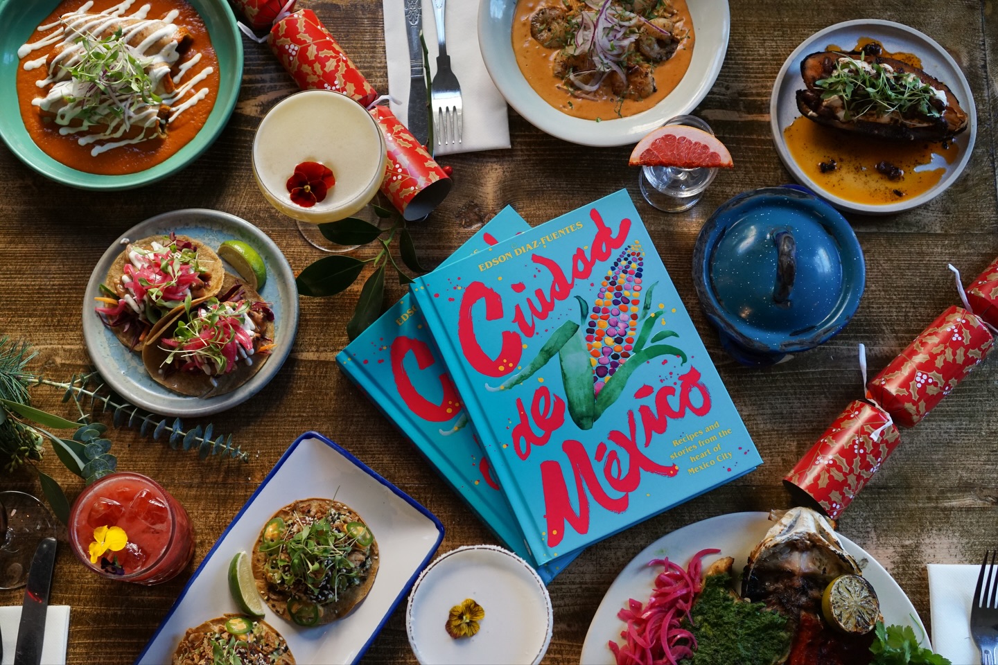 What Do You Gift a Foodie? 🎁
The answer: An experience they can taste! This Black Friday, we’re offering 15% off gift vouchers for dining experiences and no wrapping required! Perfect for:
The friend who “has everything”.
The family member who loves trying new foods.
The partner who deserves a night out.
The host who always entertains.
You can purchase them via the link in our bio with the code “SantoFriday15”. 🇲🇽
#SantoRemedio #Christmas # #Gift #Voucher #Mexican #BlackFriday #Mexicanrestaurant