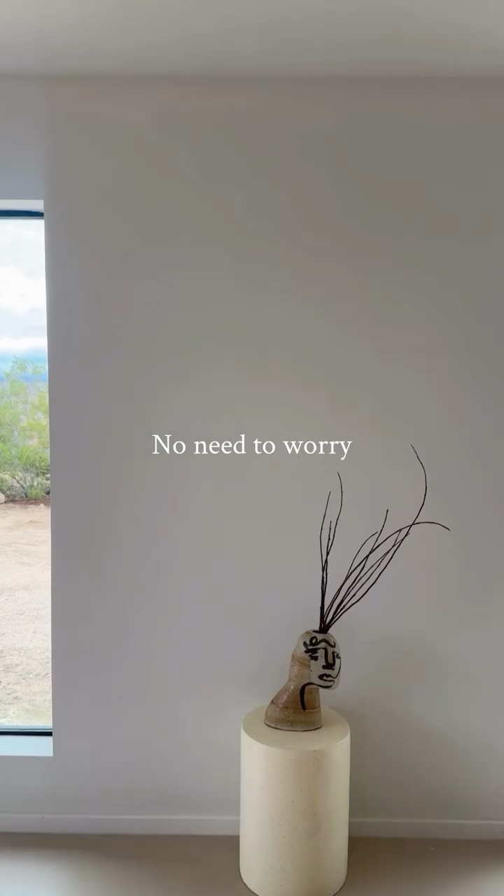 There’s always a place for you in the desert. It’s our holiday secret for connecting a little deeper with those we love and with ourselves. Imagine hosting your holiday under the wide-open desert sky, in a home with cozy nooks to catch up in and enough space to wander together or on your own.
Now imagine going home to a perfectly cozy, clean house…
Our gift to you.
- Stay Cocoon
📍 Shifting Sands, Joshua Tree California
#holidayvacation #wellnessholiday #desertvacation #joshuatreenationalpark #travelideas #holidaytraveltips #getaway #explore