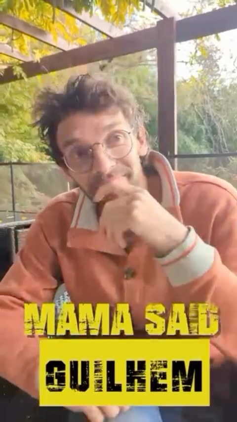 Fast & Curious avec Guilhem 🎹🔥
Touche synthé ou note cuivrée ?
Solo ou soutien ?
Il répond avec son groove naturel: rapide, vrai, sans filtre.
Une minute de fun, de vibes et de musique qui respire.
Press play & let it flow. 🎺✨
#HipHopFusion
#PianoBeats #RapConscient #HipHopFusion #RapFusion #SoulHipHop #MamaSaidCrew #HipHopFrançais #RapFrAnglais #OldSchoolVibes #ArtistesIndépendants #SceneUrbaine #MusiqueConsciente #MamaSaidOfficiel #mamasaidfr #HipHopCulture #RapEtSoul