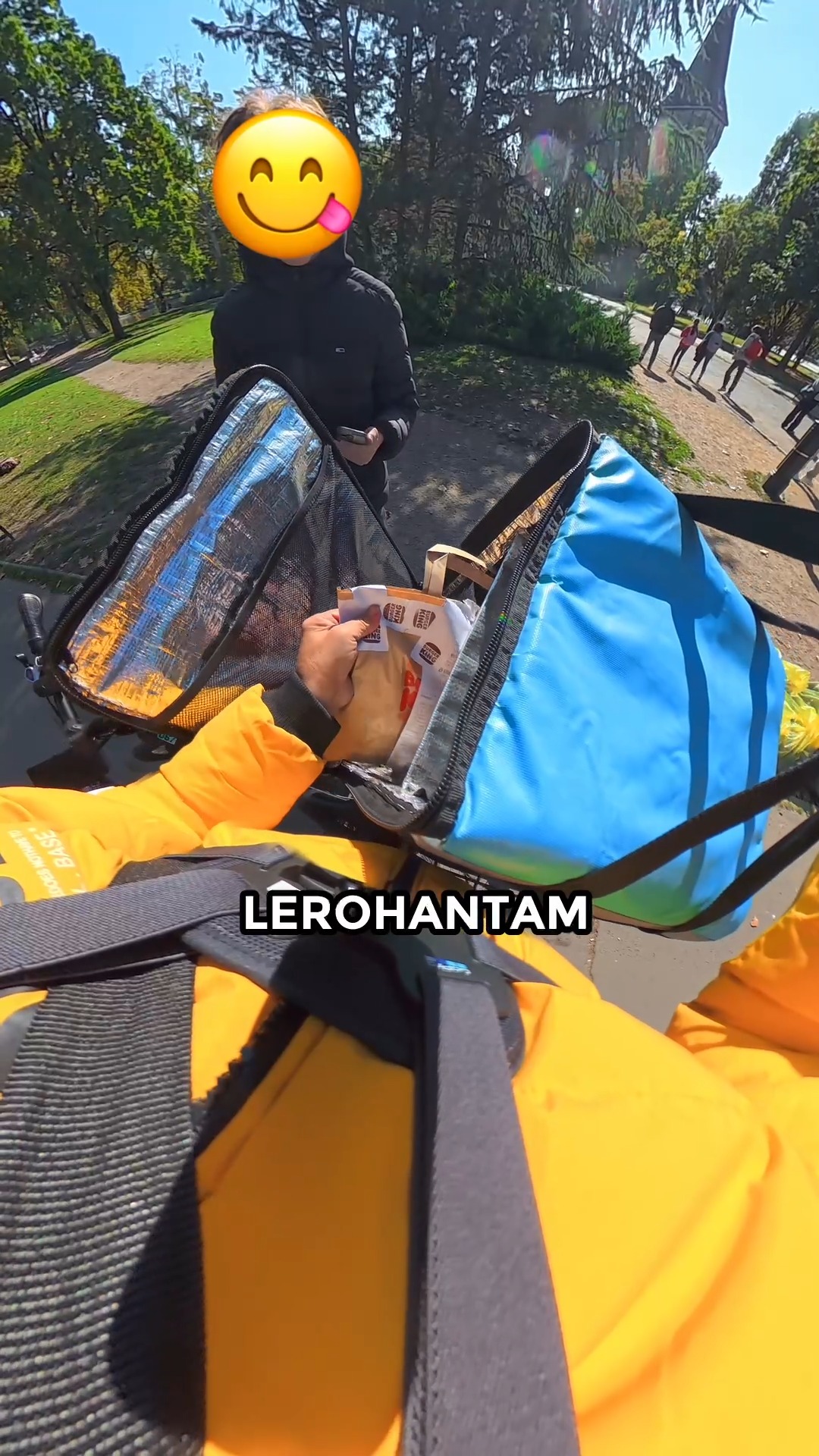 Rád milyen állat támadt már?👀
#wantopfutár #wtf #futár #futárszolgálat #munka #kiszállítás #munkalehetőség #gyorsfutár #szállítás #bicikli #delivery #biciklisfutár #deliveryguy #cyclinglife #deliveryheroes