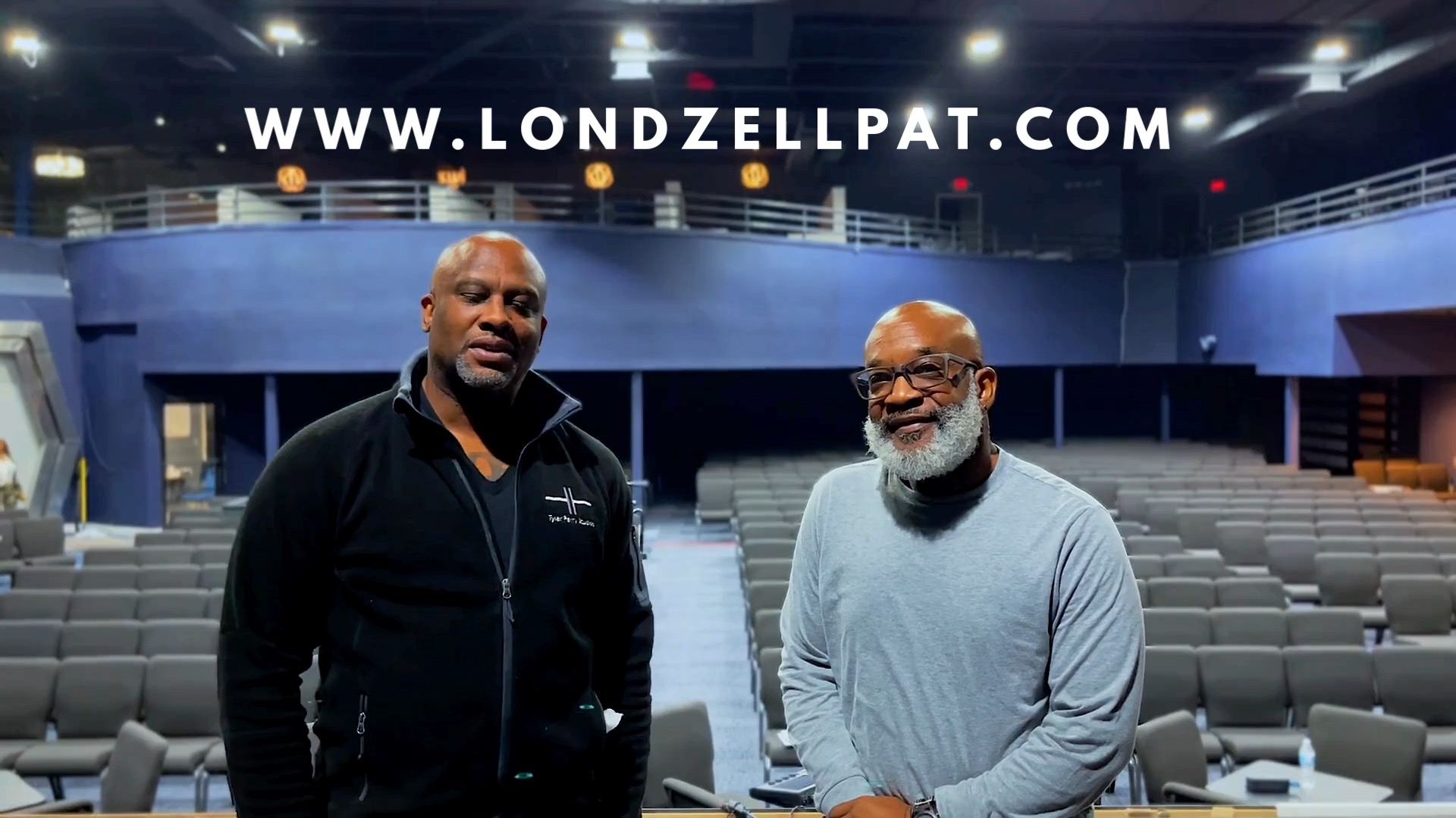 𝗧𝗛𝗘 𝗣𝗜𝗧 𝗔𝗥𝗘𝗔 𝗜𝗦 𝗦𝗢𝗟𝗗 𝗢𝗨𝗧.
𝗧𝗛𝗘 𝗙𝗥𝗢𝗡𝗧 𝗩𝗜𝗣 𝗢𝗥𝗖𝗛𝗘𝗦𝗧𝗥𝗔 𝗦𝗘𝗖𝗧𝗜𝗢𝗡 𝗜𝗦 𝗦𝗢𝗟𝗗 𝗢𝗨𝗧.
Atlanta, we’re doing this the right way.
Dr. Lucky Johnson — actor, producer, writer, director, and a familiar face you’ve seen in film and on stage — is hosting our inaugural New Year’s Eve celebration at Londzell Performing Arts Theatre. His creativity, experience, and heart for the arts set the tone for what’s coming to this stage.
Standing beside him is the humble giant himself, Jon Roberts. A world-touring musician and musical director for over 40 years, he’s leading the LPAT House Band and bringing the kind of talent that only comes from decades of excellence and relationships at the highest level.
You still have a chance to grab a Sky Lounge table with a direct view of the stage. Every seat in the building has a clear sightline — no bad seats here.
Bring in the New Year with us.
Every ticket includes Londzell’s signature food experience and a midnight champagne toast. And who knows? You never know who might show up.
Get your tickets now at www.LondzellPAT.com. Let’s make history together. 🎭🎶🥂
#LPAT #NYE #ConFunkShun #thezappband #tuckerga #atlanta