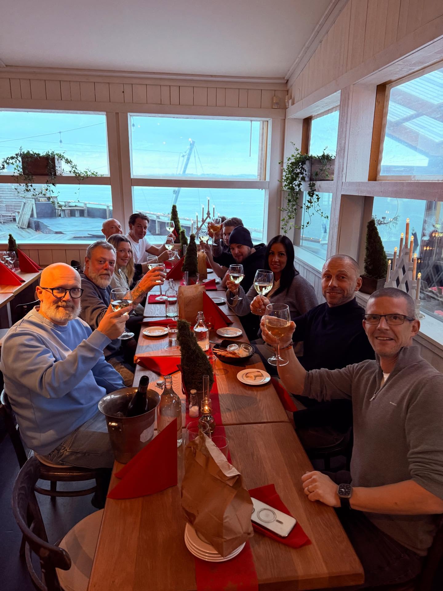Lunch på Björkö!
Trevlig tur till @seasidebjorko för en helt fantastisk lunch! Ta med kollegorna, vännerna eller kunderna ut i skärgården för en lunch eller middag! Oavsett storlek på gruppen så lovar vi en lunch ni kommer minnas.
Läs mer och boka på RibX.se
#ribbåt #lunch #kickoff #konferens #konferenslokal #unikamöten #ribx #annorlundalunch #teambuilding