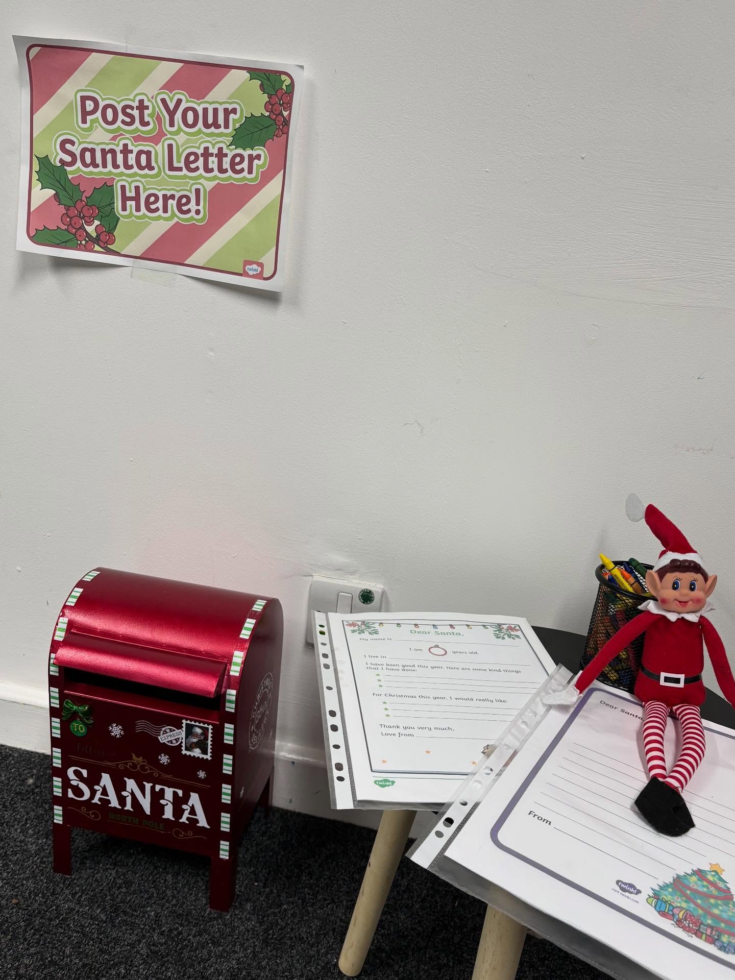 ✨ Day 3 of the Elf ✨
Our mischievous little visitor stopped by the Kids’ Corner today! 🎄✏️
He loved seeing all the sweet letters and drawings the children made for Santa. Nothing puts a bigger smile on our faces than their creativity and Christmas spirit! ❤️🎅✨
