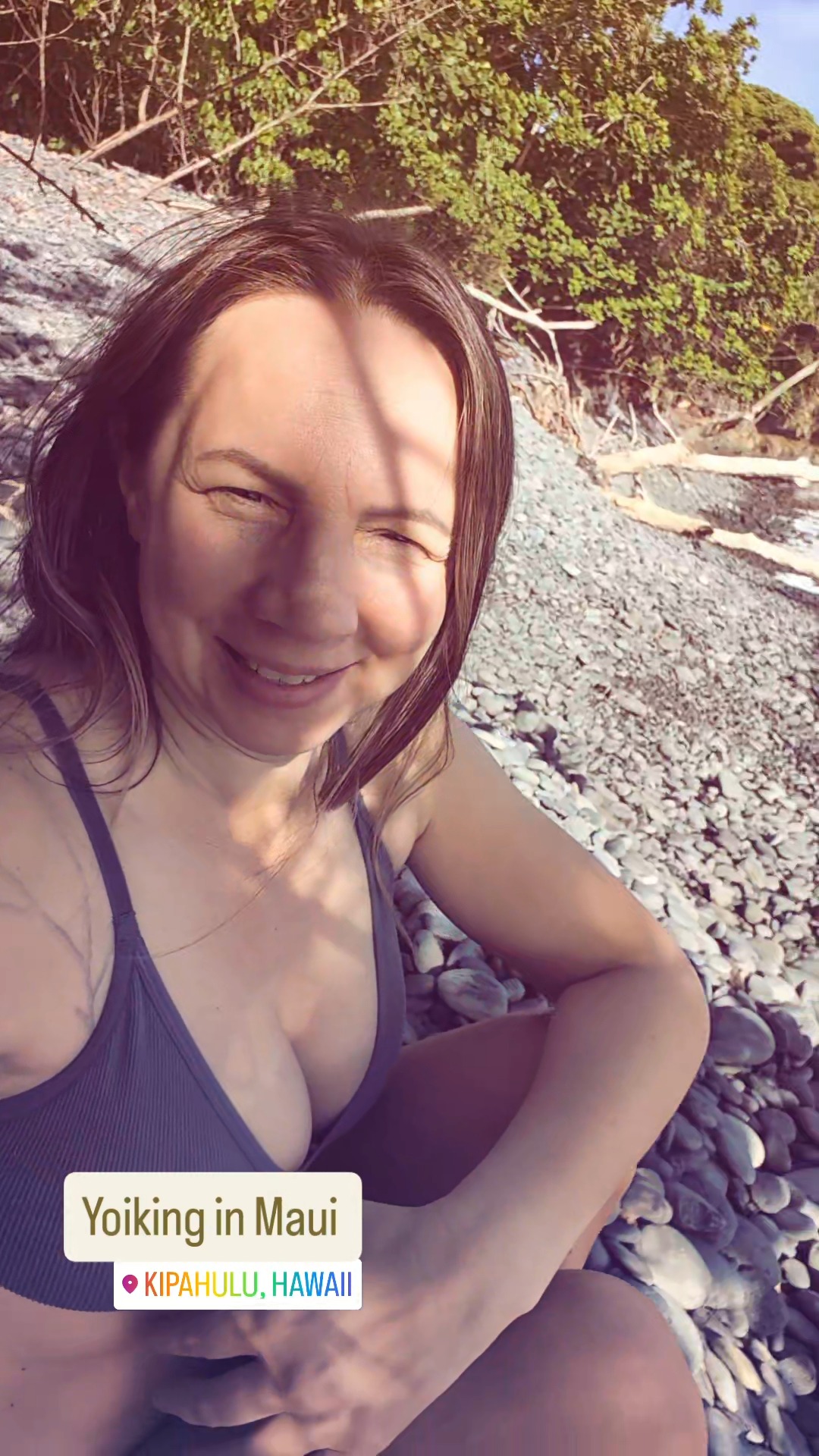 Yoiking at the pebble beach in Maui. ☀️Last stop of my travels in Turtle Island + Hawaii. 🌴
So grateful of everything I have explored and experienced, and all the lovely people I have met! You know who you are! ❤ Its been nothing less then a magical trip, and I have so much more to share - when I get all the techincal things to work, I will share here, and on Youtube!
Happy holidays everybody! <3
#Usa #Maui #Pebblebeach #Yoik #joik #grateful