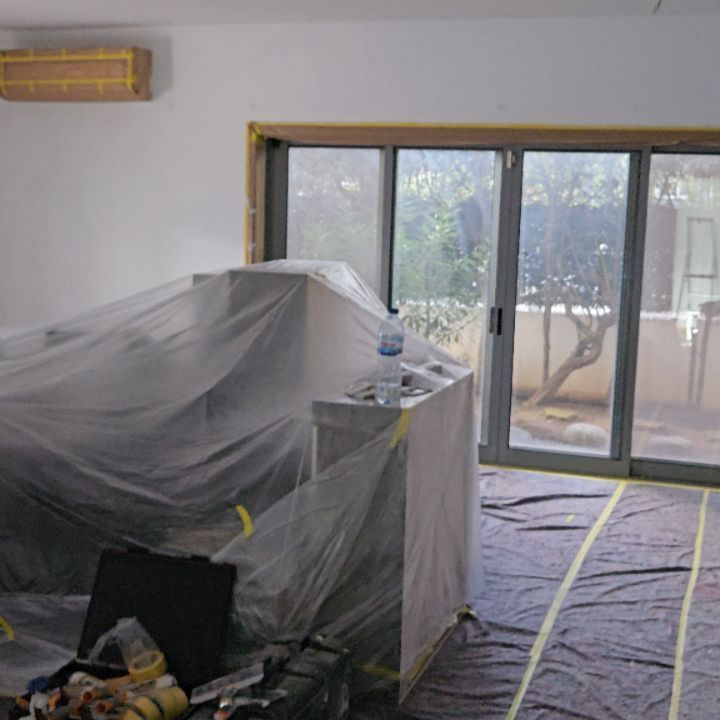 Reparação,pintura e limpeza do apartamento.