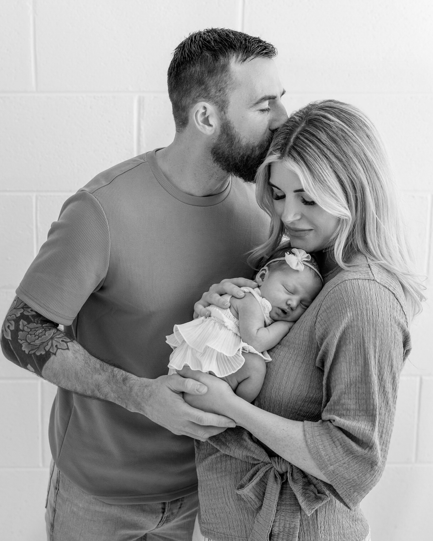 There are just 6 weeks left of 2025 and I am going to sound old when I say this but, it goes faster and faster the older I get
With just a handful of newborn sessions left for the year, I wanted to invite you to enquire about your own
At times a phase of life we overlook
They’re so tiny, they don’t look like much, or themselves.. etc
But truly, they are nothing but themselves
Never this tiny, never this version again
Perhaps the most temporary of all the phases
Just a few short week, and they’re a baby, not a newborn
The phase we heal and yawn through, impossible to remember every detail
But one we long to revisit
Dm me the word newborn and l’ll send you some more information
Let create a collection of images worth revisiting for many years to come