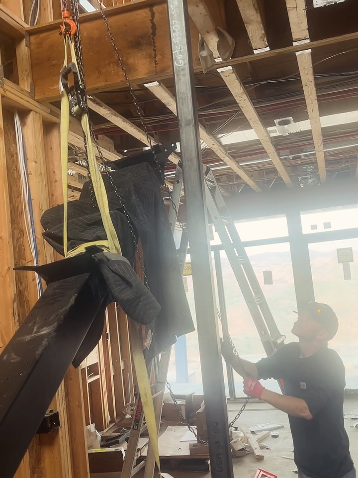 Oh hey!
Sorry itâs been a minute. Weâve been I guess you can say busy? đ¤ˇđźââď¸
âĄď¸Swipe too see some or our projects
#UtahHomeBuild #winterconstruction #utahrealestate