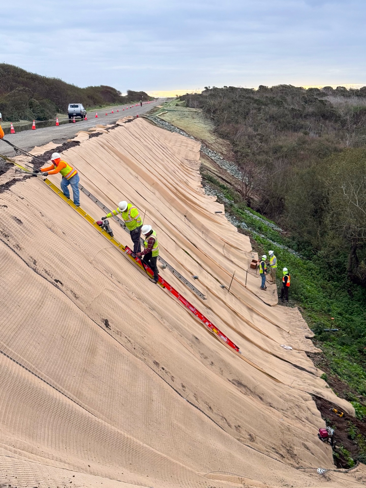 We’re proud to support @josephjalbaneseinc on the Monterey Bay Sanctuary Scenic Trail Project at Wilder Ranch State Park in Santa Cruz County. This 7.5-mile improvement project, funded by the Department of Transportation, includes the construction of a multi-use path, road, and parking lot aimed at enhancing access to one of the region’s most beautiful coastal areas.
Our team is on site installing TRM, Curlex blankets, fiber rolls, and hydroseed to stabilize the terrain and support long-term environmental resilience. We are excited to contribute to a trail system that will serve the community for years to come.
#californiaconstruction #erosioncontrol #erosioncontrolexperts #hydroseeding #californiatrails #californiaroadways #californiacontractor