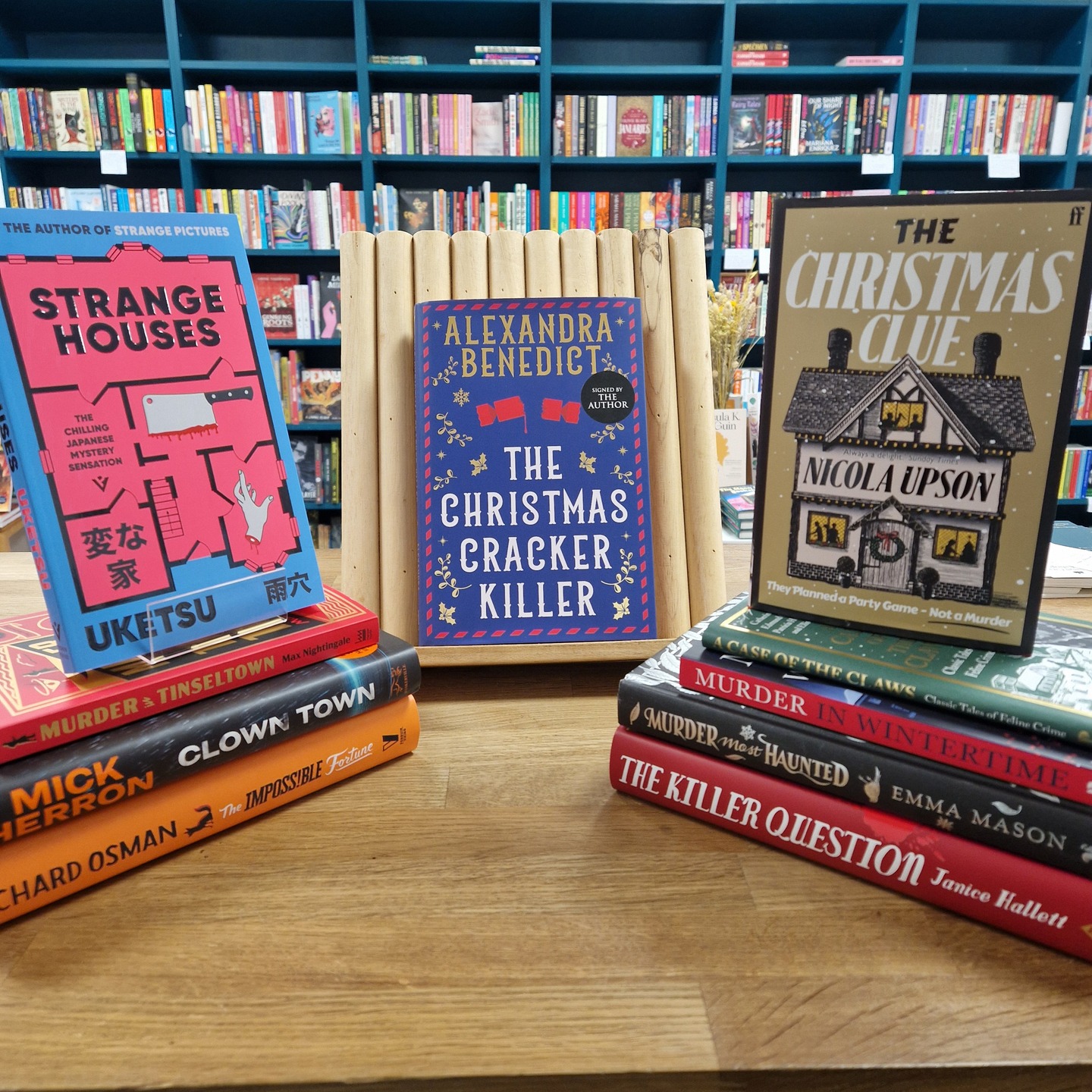 Get cosy this Christmas with a festive thriller. From seasonal ghost stories to classic tales and cosy crime, there’s something to stir everyone’s inner detective.
- Strange Houses by Uketsu
- Murder in Tinseltown by Max Nightingale
- Clown Town by Mick Herron
- The Christmas Cracker Killer by Alexandra Benedict
- The Christmas Clue by Nicola Upson
- A Case of the Claws: Classic Tales of Feline Crime
- Murder in Wintertime: Classic Crime Stories
- Murder Most Haunted by Emma Mason
- The Killer Question by Janice Hallett
- The Impossible Fortune by Richard Osman
#crimenovels #murdermystery #bookrecs #bookrecommendations #bookshop #bristolbookshop #shoplocal #giftguide #giftideas #giftbooks #bookstagram #bristolbookshop #bristolbookstagrammers #bristolbookstagram #bs5