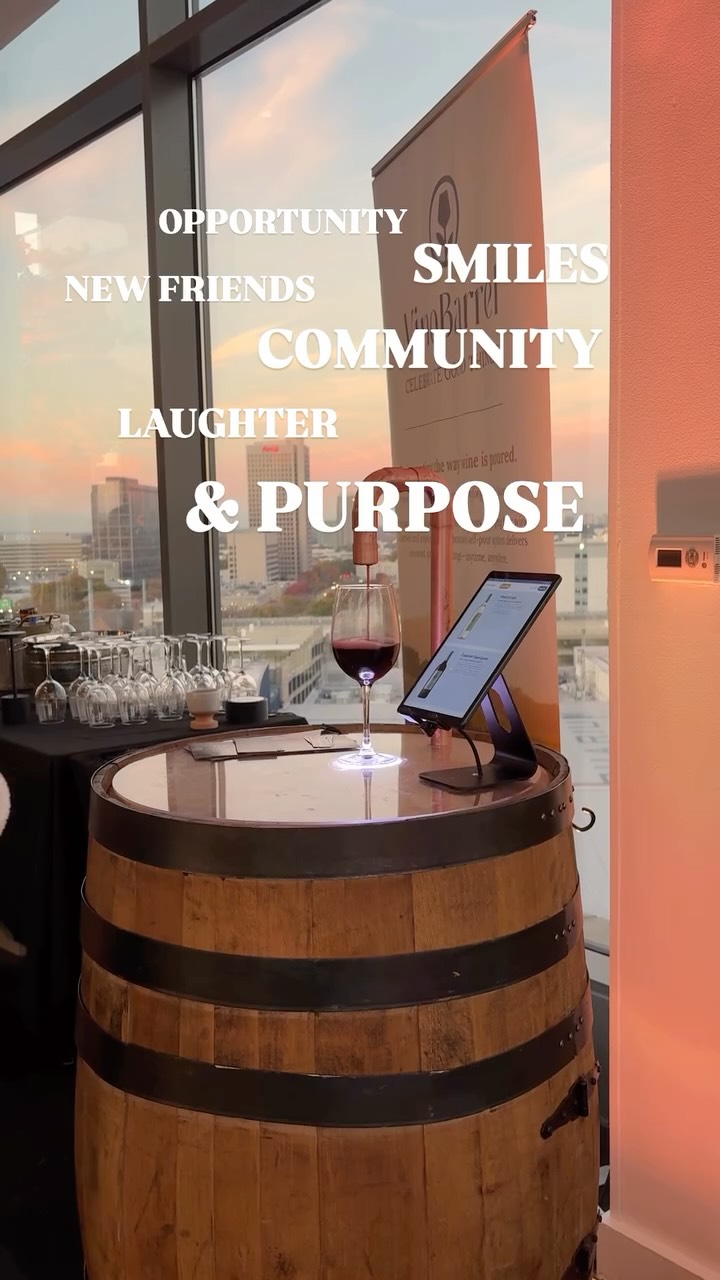 when hard work, late nights, failures & a man with a dream turns into… 🍷
#vinobarrel #wine #entrepreneur #startup #atlantawine #christmas #inspiration