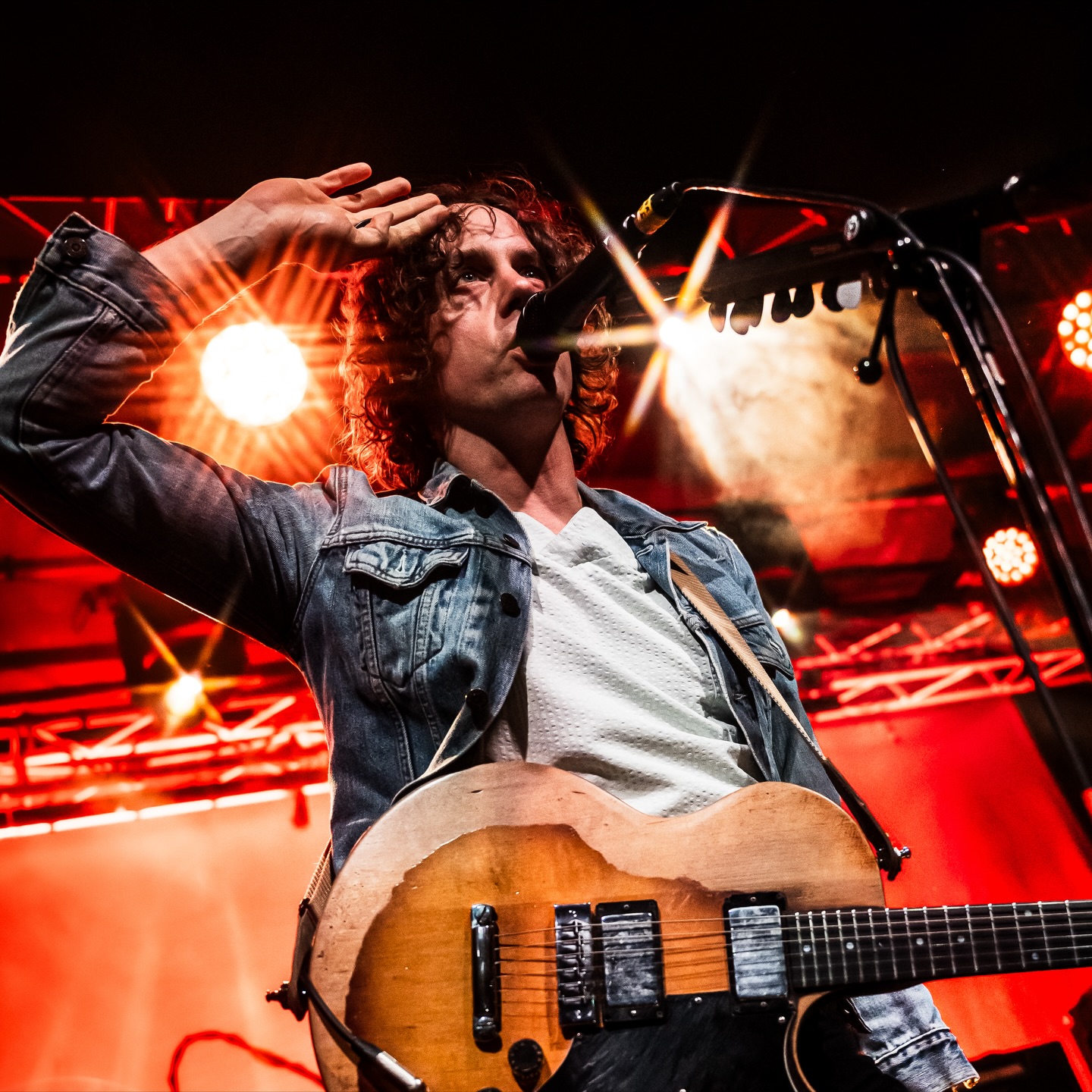 Excited to be heading to @summerfestatthebeach next summer 🎉
Tickets are on sale now - 15% priority discount on Sunday tickets until 7th December at midnight.
📸 @aliciawphotos