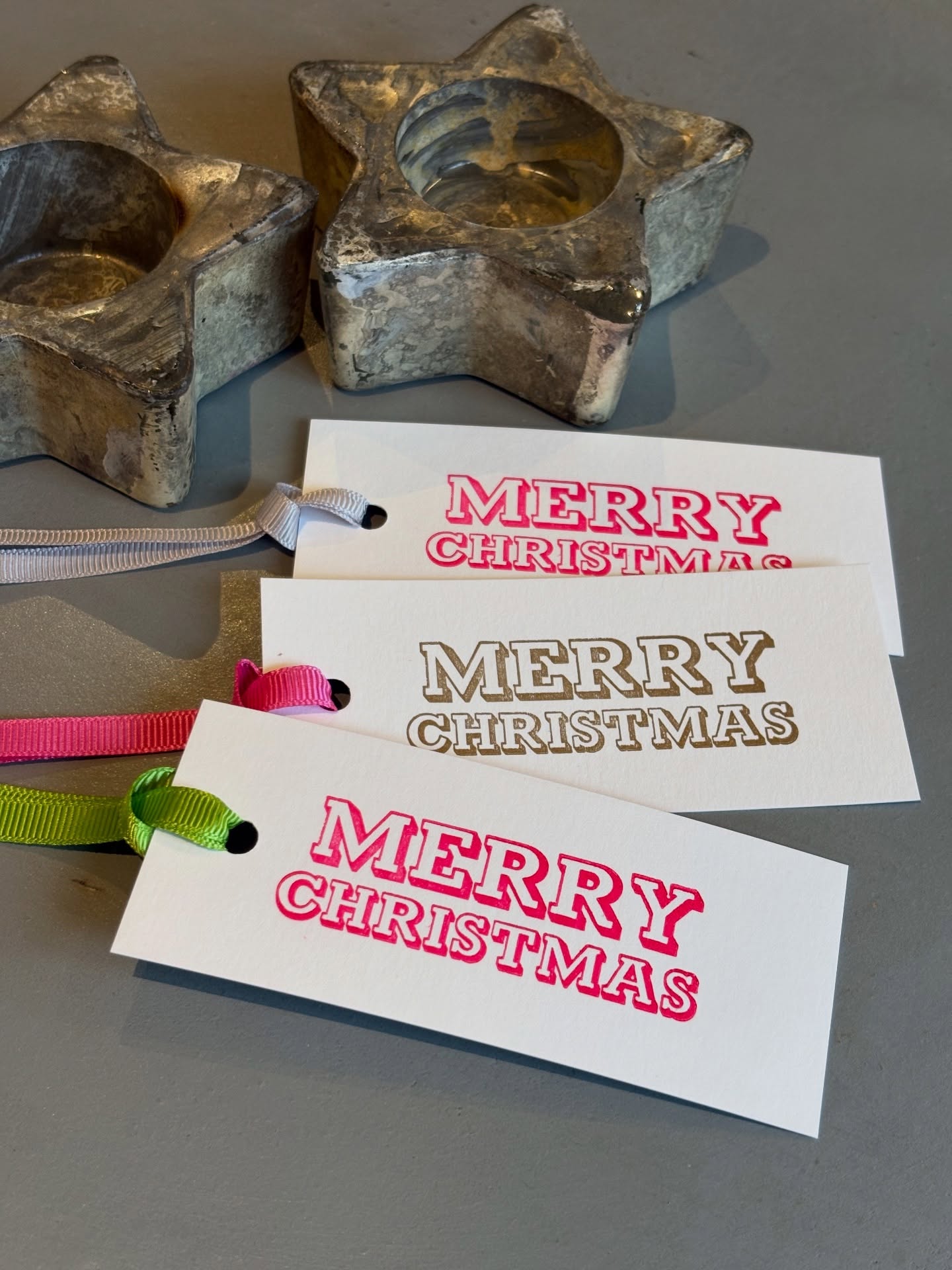 Make your parcels and packages pretty this Christmas.
I only have a few packs of Merry Christmas tags left and they are not on my website, so please DM me for more information, or comment Tag and I’ll send you details.
I have plenty of marbled tags and these are available online.