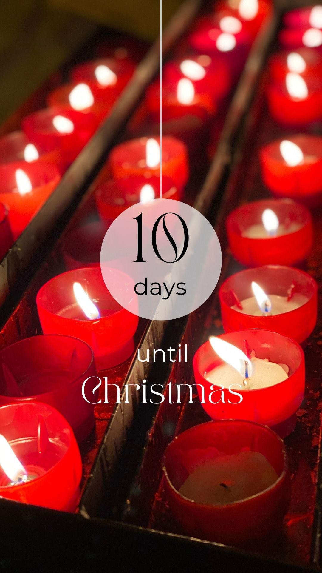 12 Days Until Christmas ❄️
DAY 3️⃣-A Cozy Winter Moment
This time of year feels softer somehow, slow mornings, warm mugs, and candles flickering. A reminder that stillness can be its own kind of joy.
#cozydays #winterwarmth #12daystilchristmas #myrooftopstories