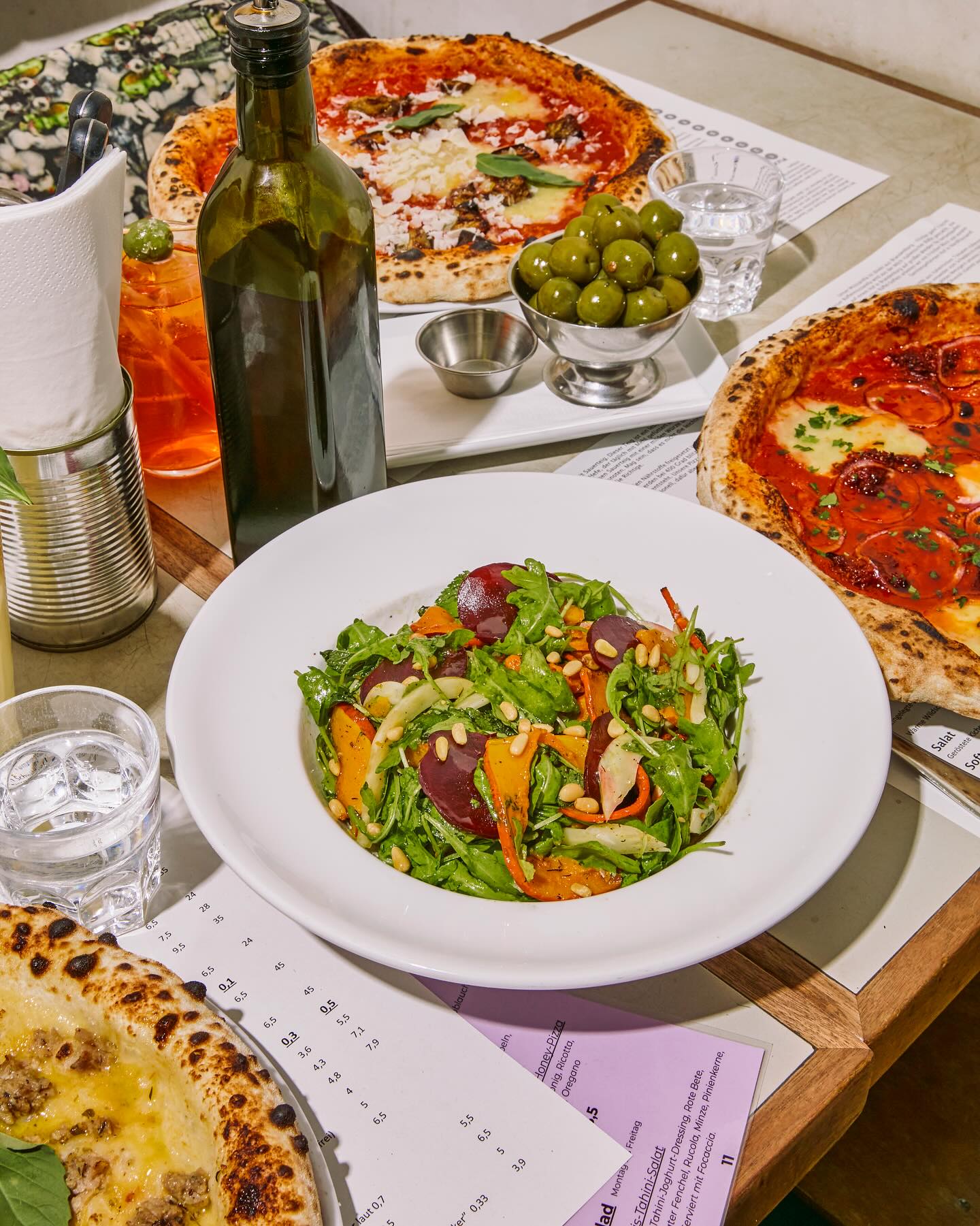 Lunch salad special, €11 🎃🥗
Pumpkin, Tahini-yoghurt dressing, beetroot, pickled fennel, ruccola, mint, pine-nuts, Za’atar. Served with focaccia.
Fresh, savory, and perfect for a light lunch 😘