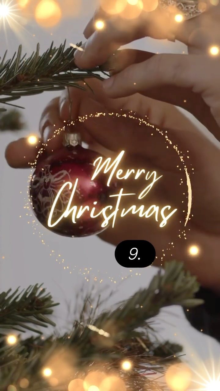 Like 9. Lys i mørket. 🕯️
Det er lett å elske lyset når alt er lyst.
Men den dypeste helingen skjer ofte i mørket –
der du møter deg selv, uten masker, uten støy.
Når du står i mørket, er det ikke fordi du har feilet.
Det er fordi sjelen din viser deg noe du er klar til å forstå.
Et nytt lag av styrke. En sannhet som har ventet på å bli sett.
💛 Husk:
Du bærer et lys som aldri kan slukkes.
Selv når det flimrer, lever det videre i deg.
Og kanskje – akkurat nå – er det du som er lyset for noen andre.
✨ I dag:
Tenn et lys – fysisk eller symbolsk – og si stille til deg selv:
Jeg velger håp. Jeg velger å se lyset, også her.
💭 Refleksjonsspørsmål:
Når livet føles mørkt – hva minner deg om lyset i deg? 🌙
📚 Fra traumer til drømmer – om å finne håp i mørket, og lys i det ekte.
💫 Les mer på hedvigsveum.no
#fratraumertildrømmer #hedvigsveum #lysogmørke #indrelys #heling #personligvekst #selvkjærlighet #livsreise #mindfulness #mot #håp #sårbarstyrke #nærvær #desemberlys #julekalender #inspirasjon #indretrygghet #lysetlever #norcommunity #norlibokhandel #arkbokhandel #tinaholt #hildekloppbakken #sandralyng