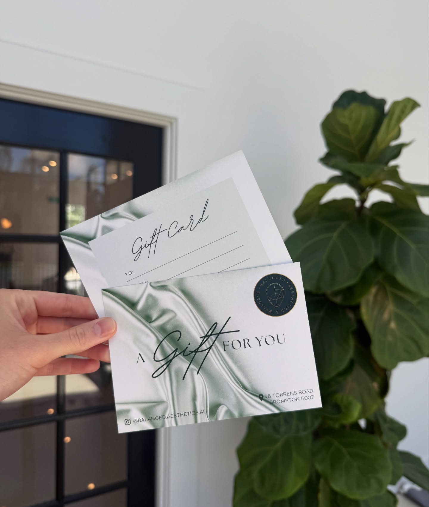 Need a last minute Christmas gift idea? Our Balanced Gift Card might just be what you’ve been looking for 😉
Available for purchase in clinic, and eligible for use on all of our treatments! Give the gift of great skin & spoil your loved ones this Christmas 🎄❤️