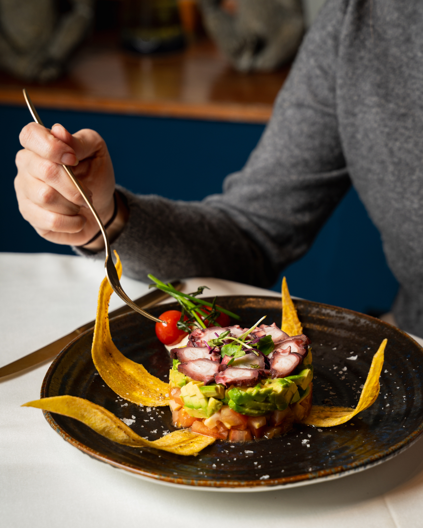 La Ensalada de Pulpo con Aguacate es nuestra opción ligera con intención: sabores definidos, buena textura y un resultado que se disfruta sin prisas.