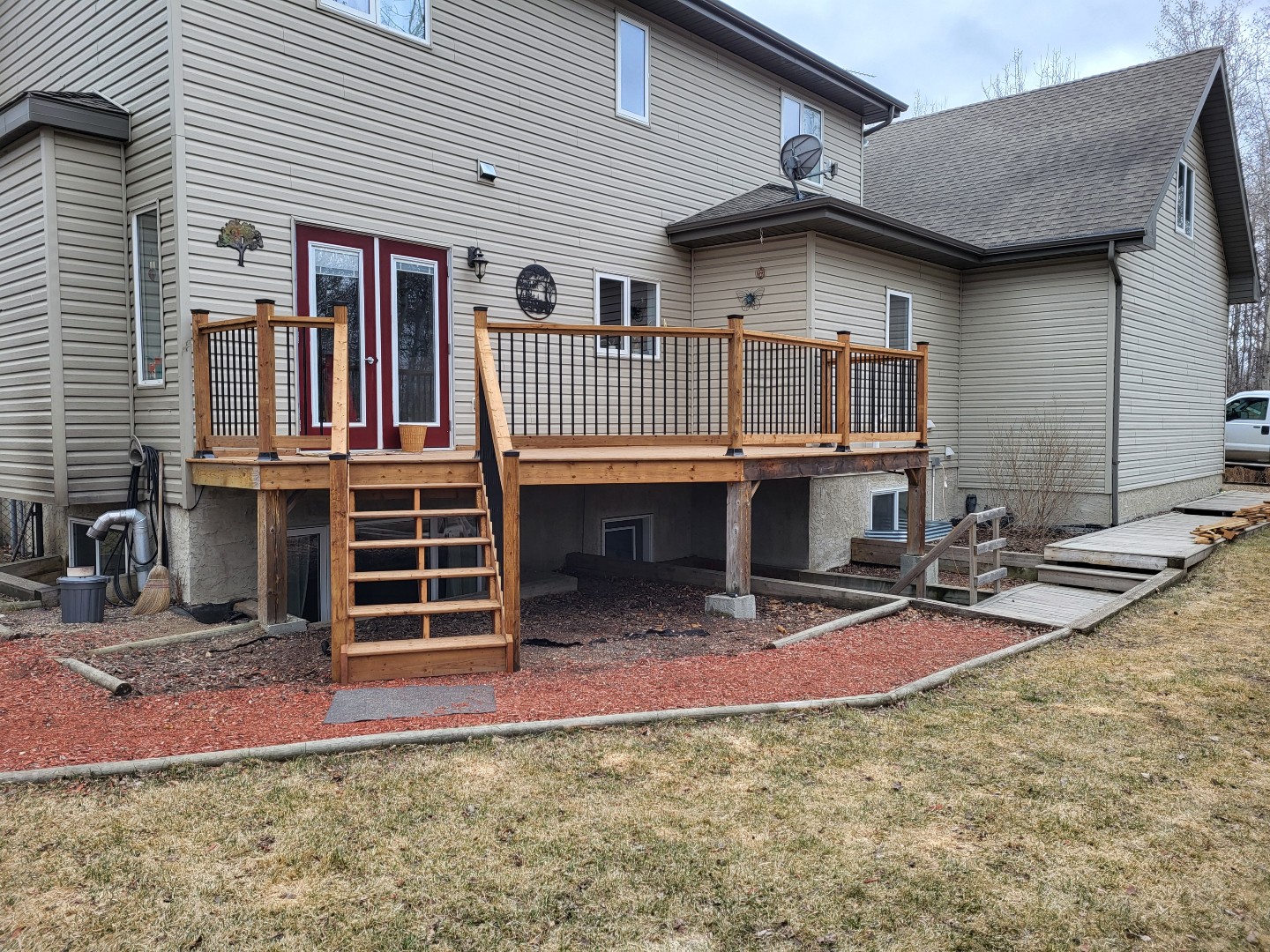 We gave this deck a clean update last spring by installing new deck boards and building new railings — simple upgrades that make a big difference. 🔨🌿 #LimitlessStructures #DeckBuild #OutdoorUpgrade #CraftedRight #BuildStrong #ConstructionLife