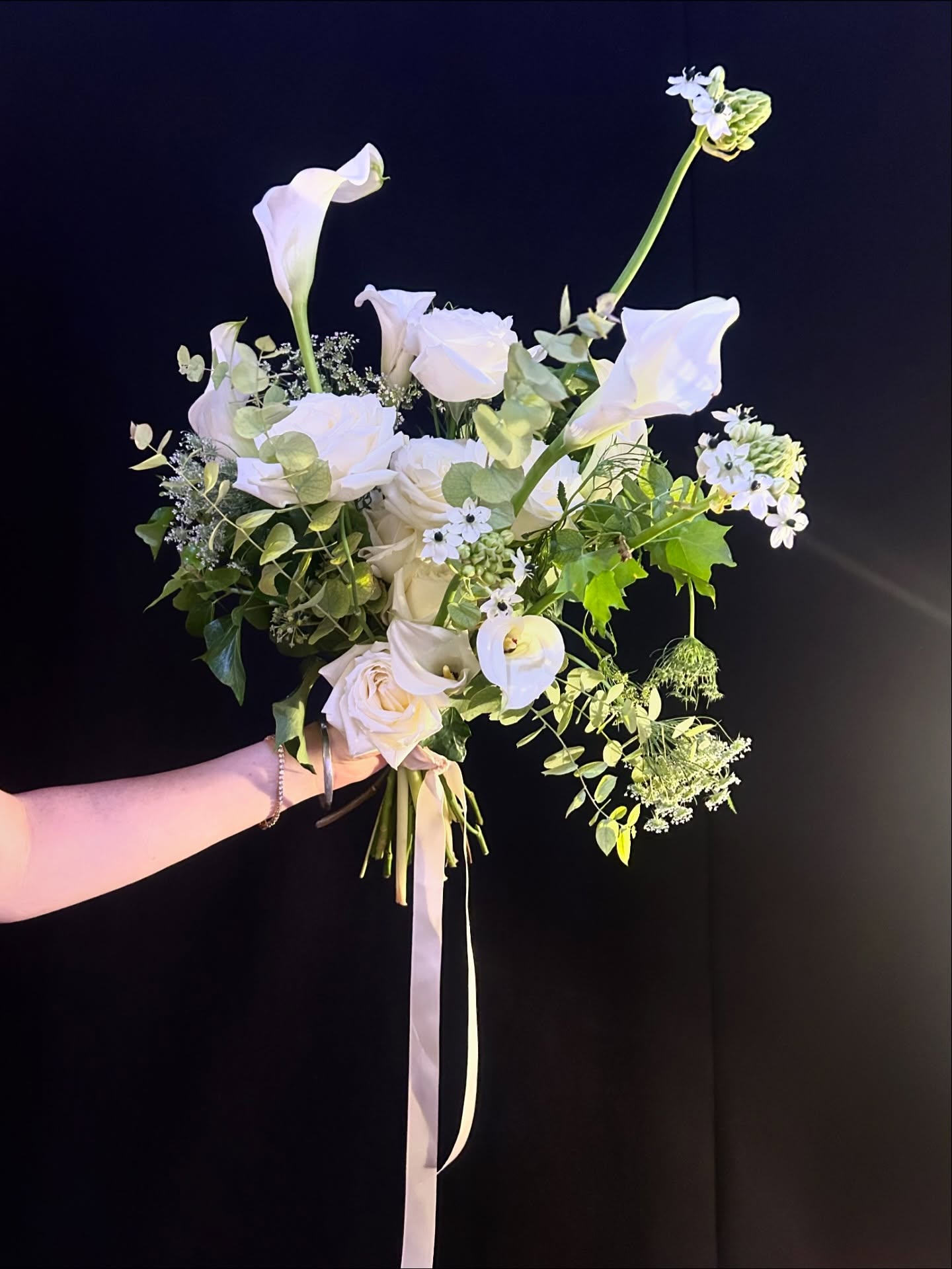 Natural, Seasonal, Bold. What’s your flavour?
The newly launched signature collection - find all the deets via the link in my bio ❤️🔥
Pre-designed wedding florals, no faff - just flowers.
#launch #collection #weddingflowers #weddingflorals #flowers #wedding #bridalbouquet