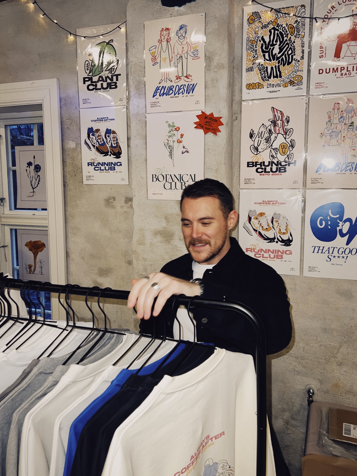 MARKET SEASON HAS BEEN A GOOD ONE!! Still 4 more to go! @saltartmusic and the weekend both Saturday & Sunday! Thanks for having us @markedpakruttverket & @collectiveoslo a couple of weeks ago! Happy days!
See you soon!
#markets #prints #wearableart