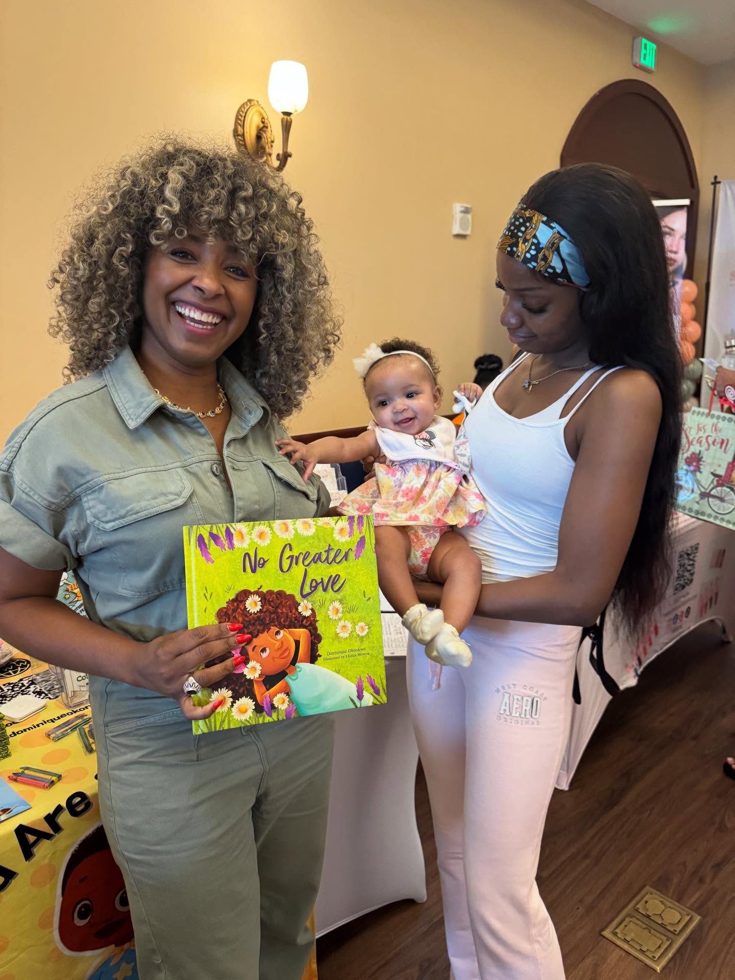 This weekend‘s Author event was nothing short of amazing. I love to meet all of the families that come out to these events and sign their books. I’m grateful for these opportunities and look forward to many more.
Visit www.nogreaterlovebook.com for more information on my latest children’s book 💕.