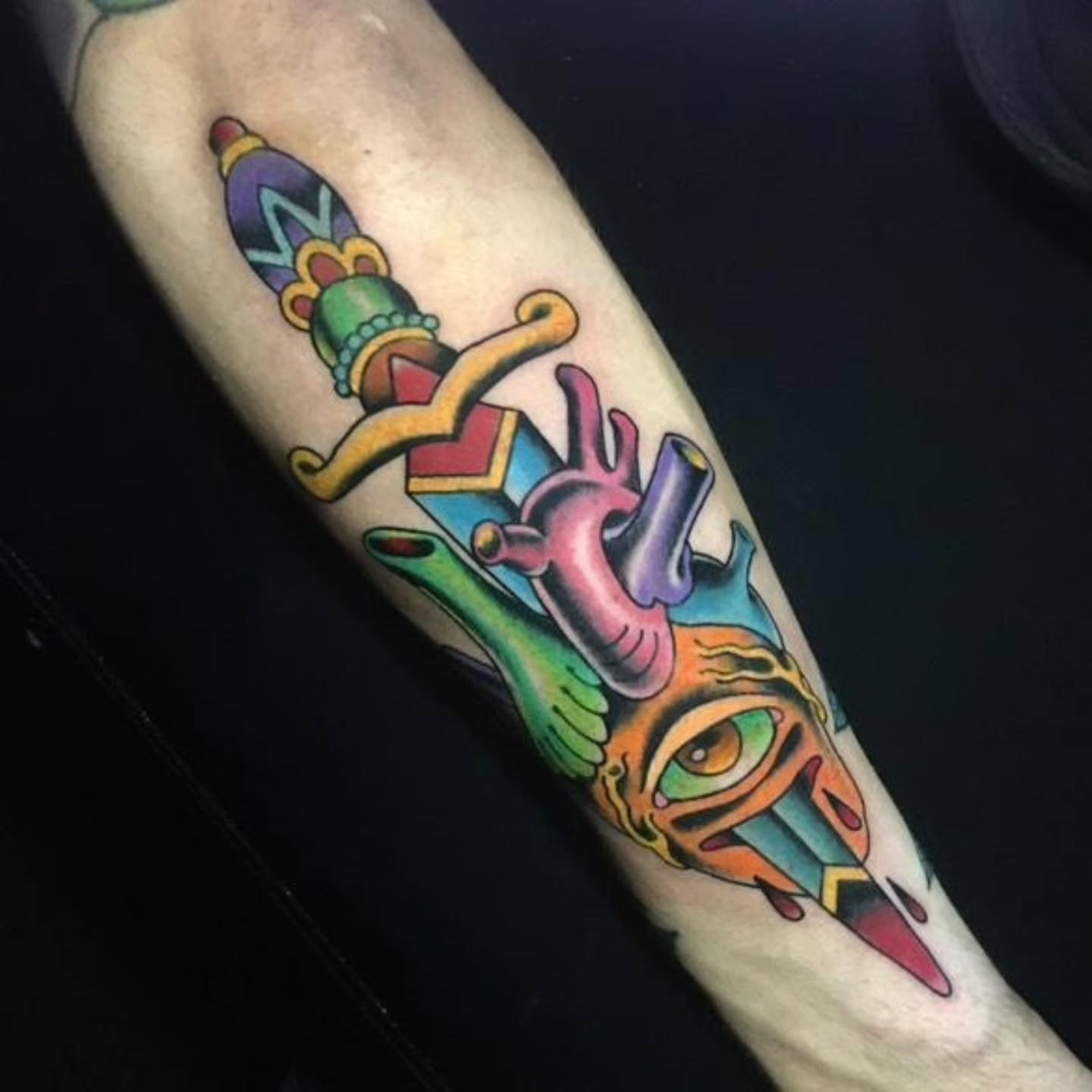 @juanpablotattoo is going to tattoo with us till December 17th. Juan Pablo is a tattoo artist from Argentina with 30 years of experience. Specialized in full color traditional and neo traditional. Hit him up for bookings while he's in town