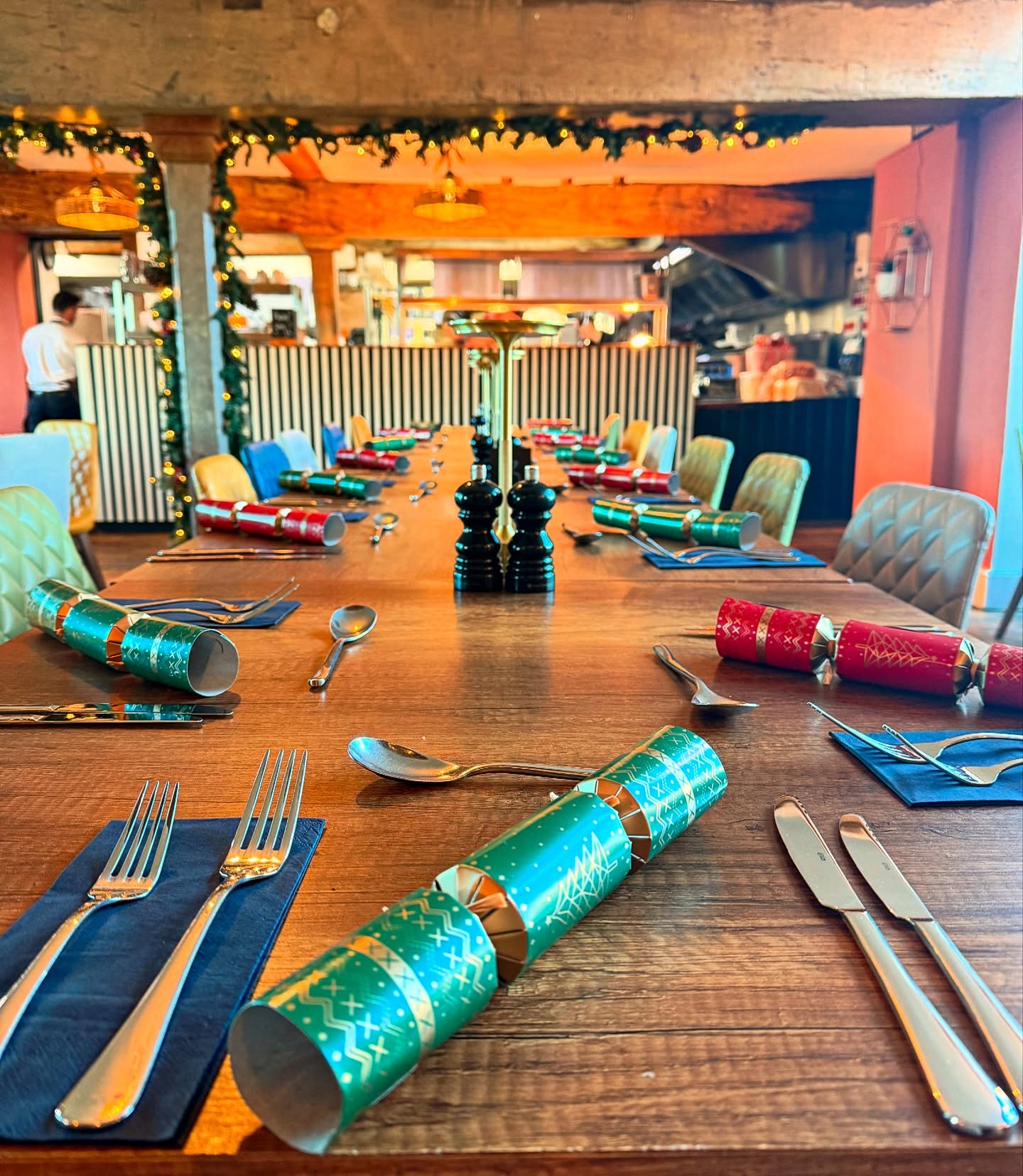 The Last Christmas party weekend before the big day! If you know you know 🤪
Lunch service is nearly over and we are ready for the evening service! 🍴