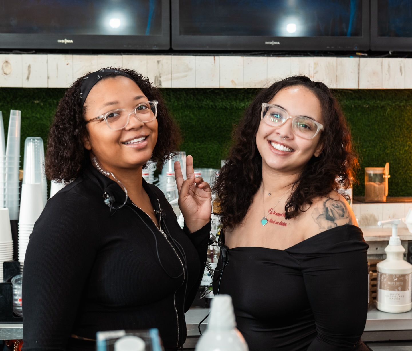 still floating from our 4 year anniversary party 🤎✨
$4 birthday cake pancakes + birthday cake lattes are on the menu today 🎂☕️