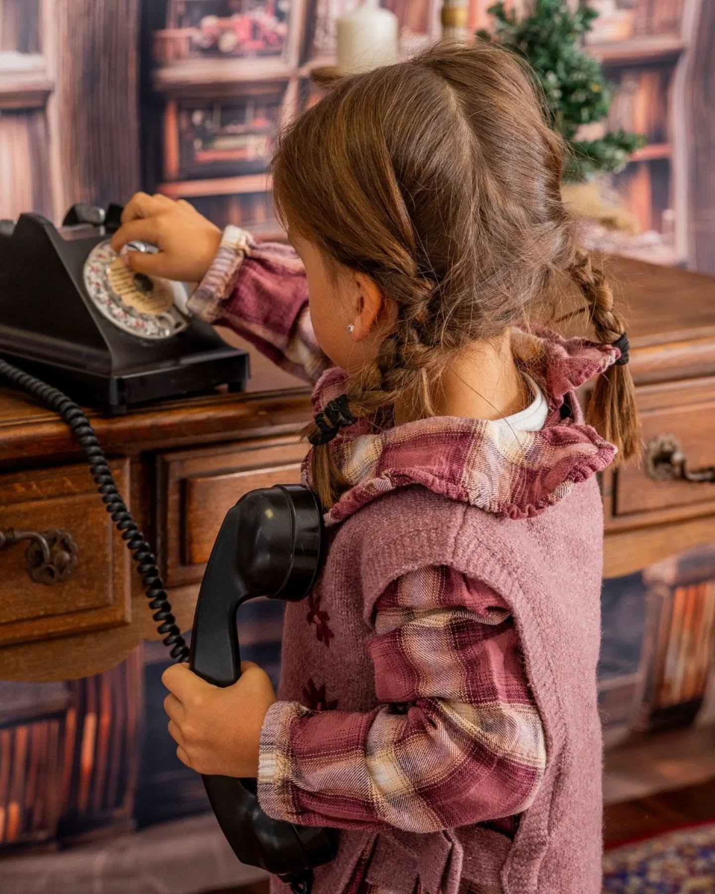 30 C'est le nombre .... de dodos qu'il reste🥳!
Alllooo père Noël j'espère que tu es prêt (ou presque 🎁🧸)
30 dodos avant que tu ne découvres émerveillé(e) au pied du sapin 🎄 les beaux cadeaux que le Père Noël aura déposé pour toi 🎅 !
👇 d'ailleur dit moi vite si tu as déjà écrit ta lettre ? 🎅🎁💌
✨️✨️✨️✨️✨️✨️✨️✨️✨️✨️✨️✨️✨️✨️✨️
📸 isabelle genebes photographe
☎️ 07.86.82.90.98
💻 isabellphotographie@gmail.com
✨️✨️✨️✨️✨️✨️✨️✨️✨️✨️✨️✨️✨️✨️✨️