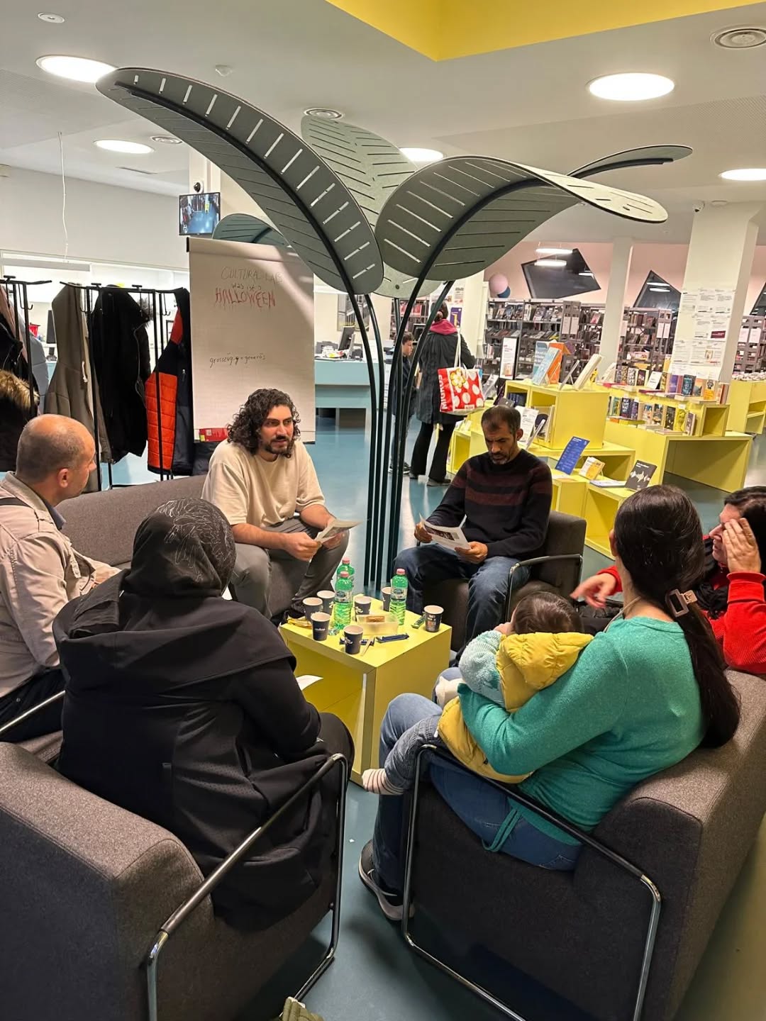 Cultural Lab continues to offer us spaces for connection and meaningful conversation in German.
We look forward to seeing you tomorrow at the second-to-last session of the year!
Come, share, and learn.
----
Das Cultural Lab schenkt uns weiterhin Räume für Begegnung und Austausch auf deutsch.
Wir freuen uns darauf, euch morgen in der vorletzten Sitzung des Jahres zu sehen!
Komm vorbei, teile und lerne.
----
Cultural Lab nos sigue regalando espacios de encuentro, y conversación en alemán.
¡Mañana los esperamos en la penúltima sesión del año!
Ven, comparte, y aprende.
#ETKultur #interAct #CulturalLab #interkulturell #PracticeYourGerman #InterculturalExchange #zurichactivities