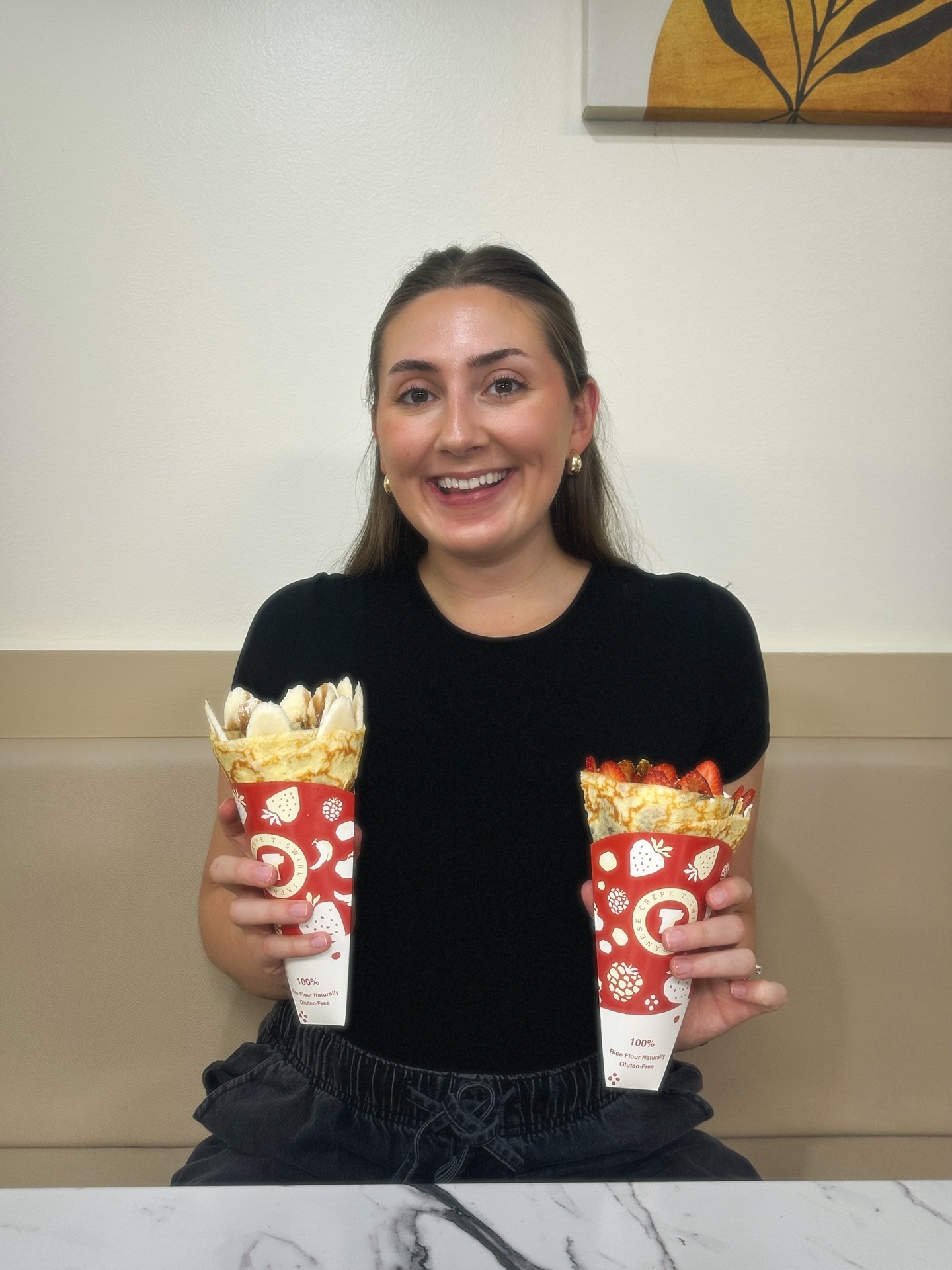 I’ll take two please ✌🏼
Thank you @tswirlcrepe_pa for having me in to try your gluten free crepes!
Disclaimer: while the crepe batter is gluten free (rice flour base) not all the fillings are (specifically the custard). The staff is very knowledgeable about what ingredients are safe + taking precautions to reduce cross contact. They double & triple checked ingredients with us which was great!
Even if you don’t go in for the crepes the teas are INCREDIBLE and we couldn’t stop talking about them!
They’re in a tough location so any love you can send their way is always appreciated!
#phoenixvillepa #pennsylvania #glutenfreecrepes