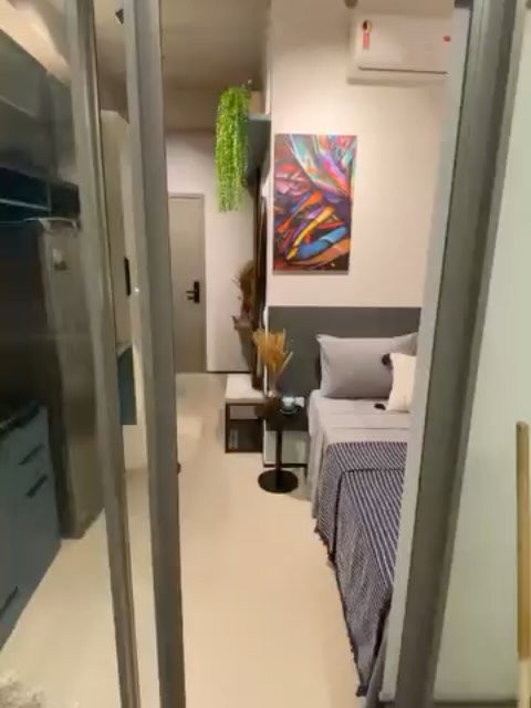 Em espaços compactos, cada centímetro importa. Os móveis planejado transformam os espaços pequenos para que fiquem funcionais e fica surpreendente! Inclusive, entregamos uma solução inteligente para o quadro de distribuição, gostaram ?
#moveisplanejados #studio #solucao #designdeinterioressp #aproveitamentodeespaço