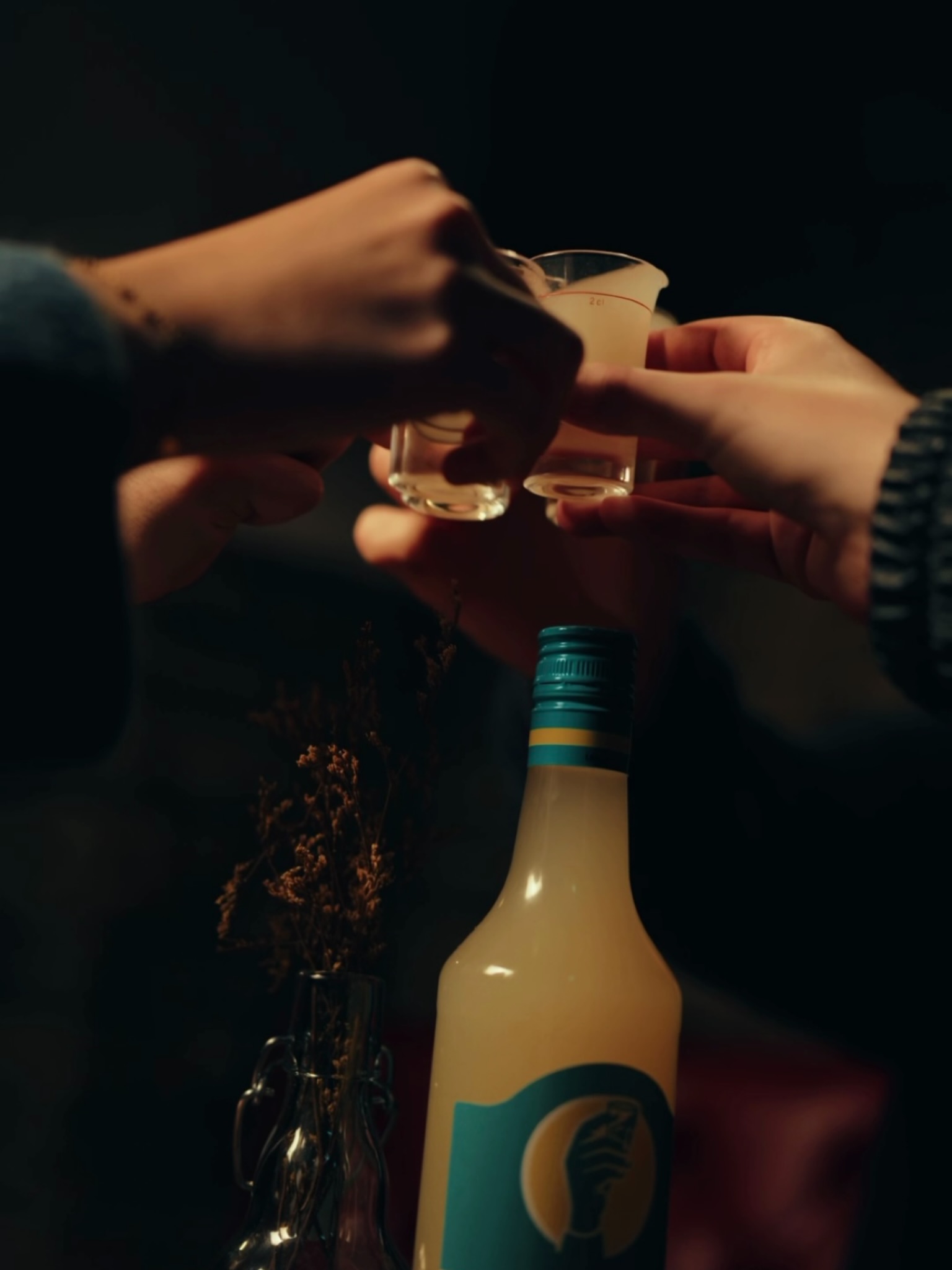 Auf die Momente, die wir teilen – und die, die daraus entstehen. ✨
Bestelle jetzt online unter: www.tottisdrinks.de 🍋
#tottis #göttingen #DrinkResponsibly #vegan #madeingermany
Dieser Inhalt richtet sich ausschließlich an Personen über 18 Jahren.
Bitte Alkohol verantwortungsvoll konsumieren und nicht an Minderjährige weitergeben.