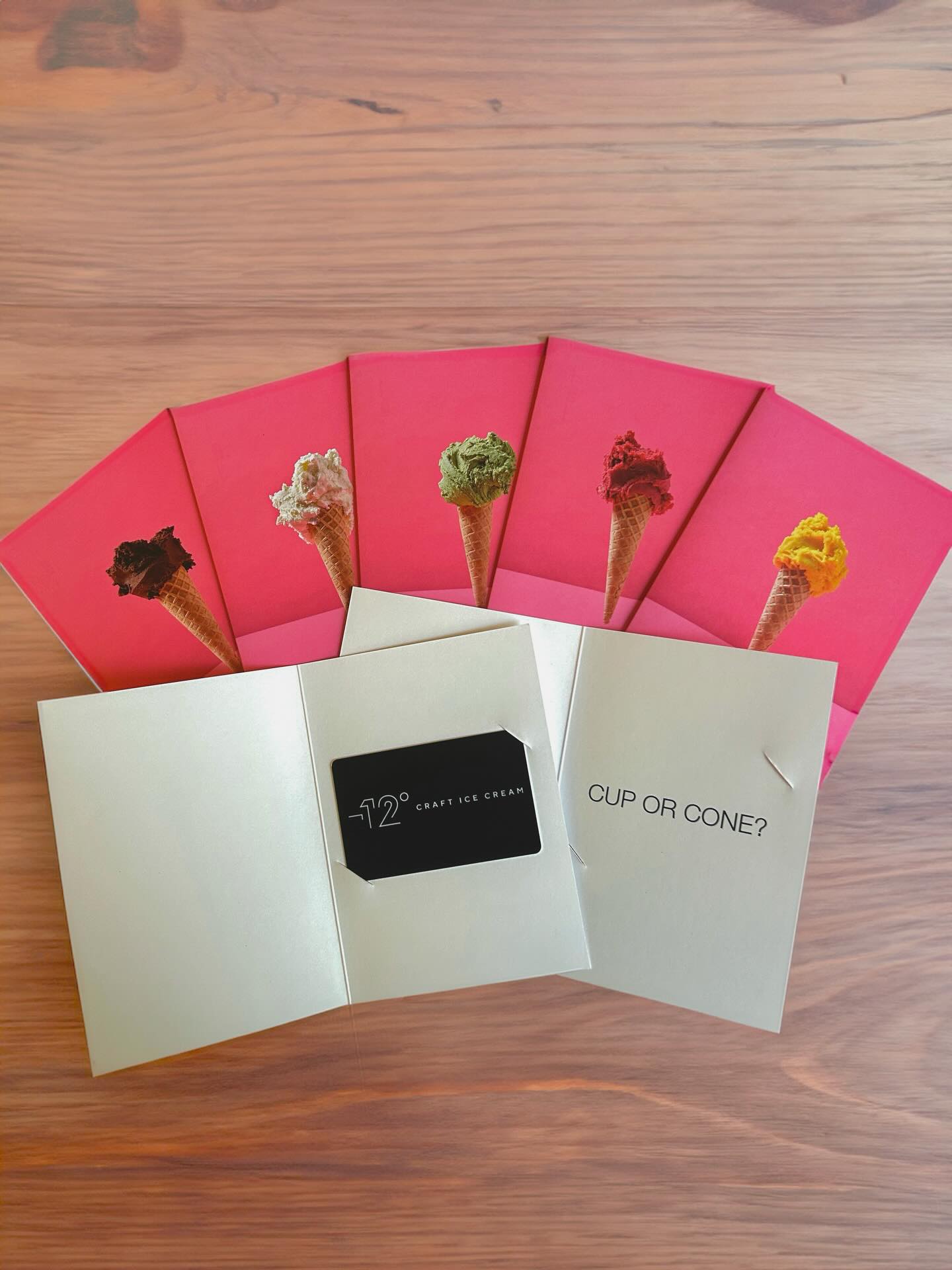 Struggling to find a gift this Christmas?🎄🎅🏻How about a Minus 12 Degrees Gift Card?👀 Everyone loves Ice Cream, you can’t go wrong!☃️
Available in store at @koalabrixton in Brixton 🐨
Minimum £10 credit
#christmas #gifts #londonchristmas