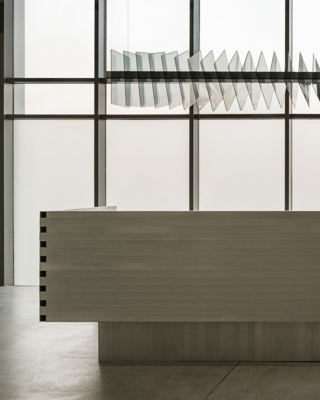 Twist
Aluminum | Plexiglass
Over an exceptional reception desk in a spectacular office space designed by @roydavidarchitects
📸 @michaelshvadron