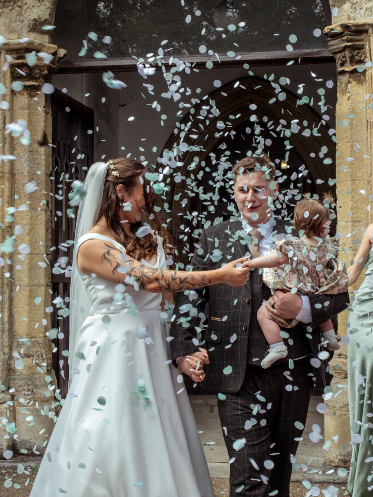 There’ll be people who will tell you you’ve already got enough confetti… it’s important you don’t listen to them. More is more. 🎉
•
#adventweddingchallenge #adventweddingchallenge2025 #confettishots #confettiphotos #norfolkweddingphotographer #suffolkweddingphotographer #norwichweddingphotographer #londonweddingphotographer