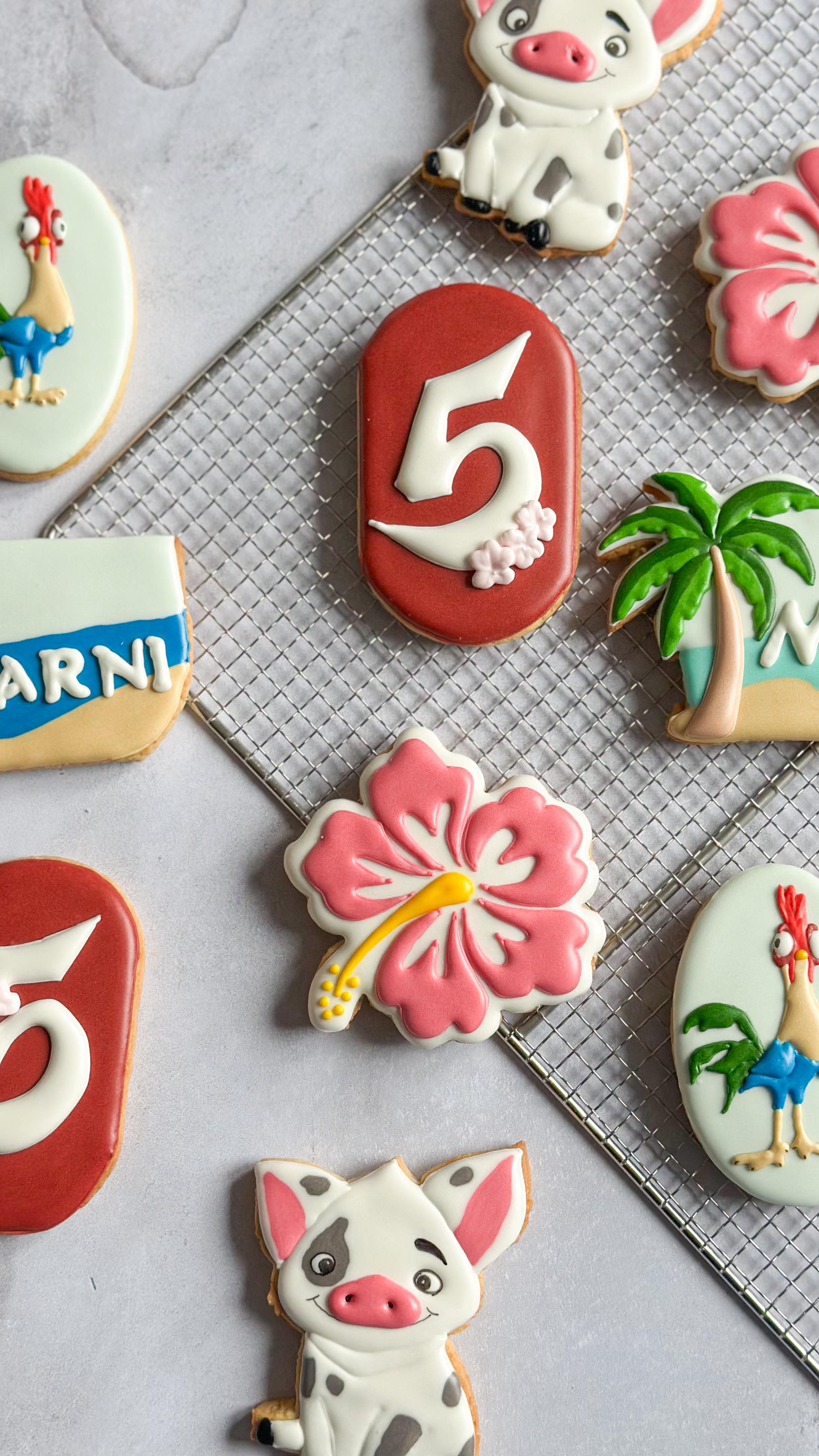 Le dessin animé préféré de ton enfant à déguster!
Idéal pour son anniversaire! Toutes ses copines seront impressionnées et tu seras la « meilleure maman du monde »!
Ne rates pas cette occasion et remplis vite le formulaire pour une demande de coffret. (Lien en bio)
Karu Sweets Design | Biscuiterie artisanale & personnalisée
🧑🏾🍳 Christmina, biscuiti