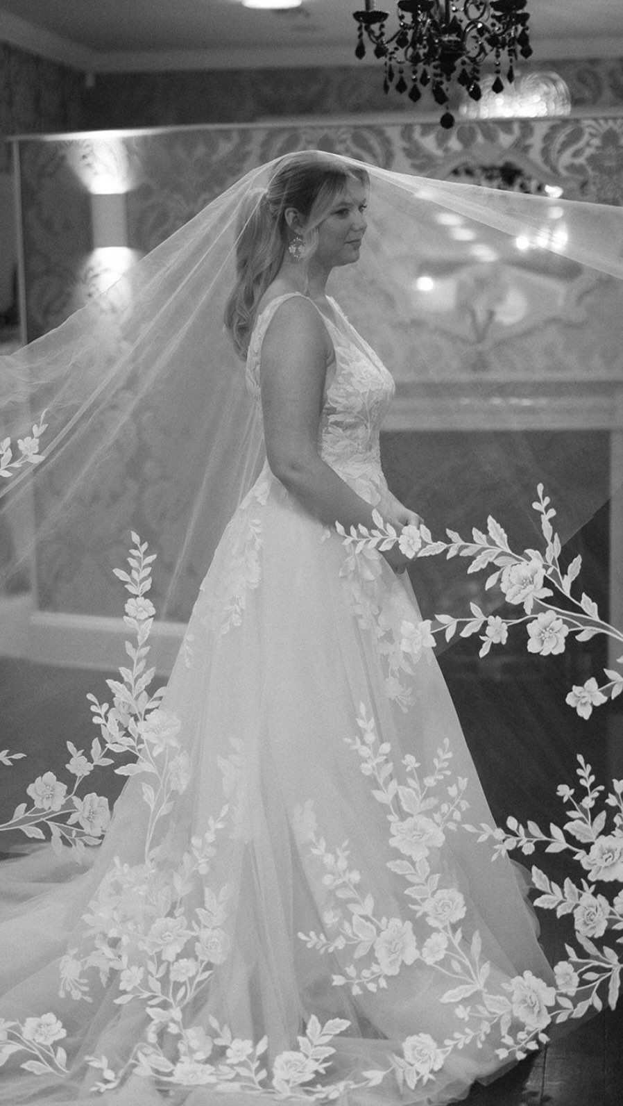 In your Bridal Era, you will dream of dress shopping and finding âThe Oneâ. Itâs very important that you find the perfect boutique, and make the experience magicalâ¨đĽ
At Amore Brides, our team are dedicated and passionate about helping you find your perfect Bridal Lookđ¤ with over 300+ gowns, there has never been a better place to start your Bridal Journeyâ¨
Book Dress Day today to become part of the Amore Familyđ¤
Videography: @shotbysammie
Dress: @pronovias
Hair: @emmalouisebridalhair
Makeup: @makeupbyhali
Jewellery: @laurellimebridal
Model: @vicky_woodhouse_
#wedding#weddings#weddingdress#weddingdresses#bride#brides#bridal#bridalgown#bridalgowns#bridalboutique#bridetobe#weddingplanning#sayyestothedress#isaidyestothedress#isaidyes#kentbride#kentbridal#kentbrides#canterbury#canterburykent