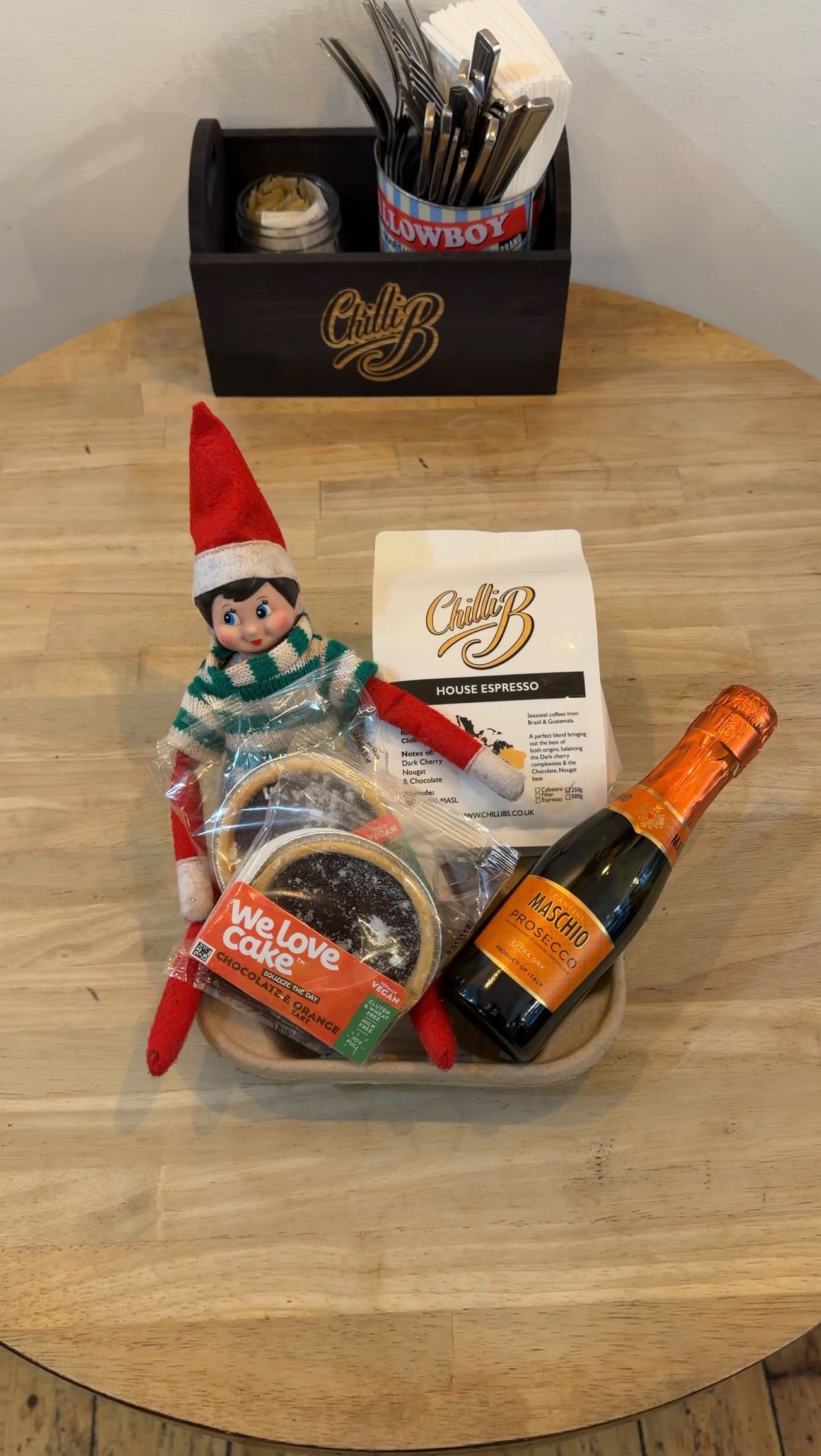 Looking for stocking fillers for your foodie friend? We’ve got you covered! 🎄✨
And did you know we offer gift vouchers? 🎁
You can purchase £5, £10, or £20 vouchers, perfect for treating your loved ones to great food 😋🥪
#hitchineats #stockingfiller #hitchincafe #brunchinhitchin #chillibs #chillibhitchin #supportsmallbusiness