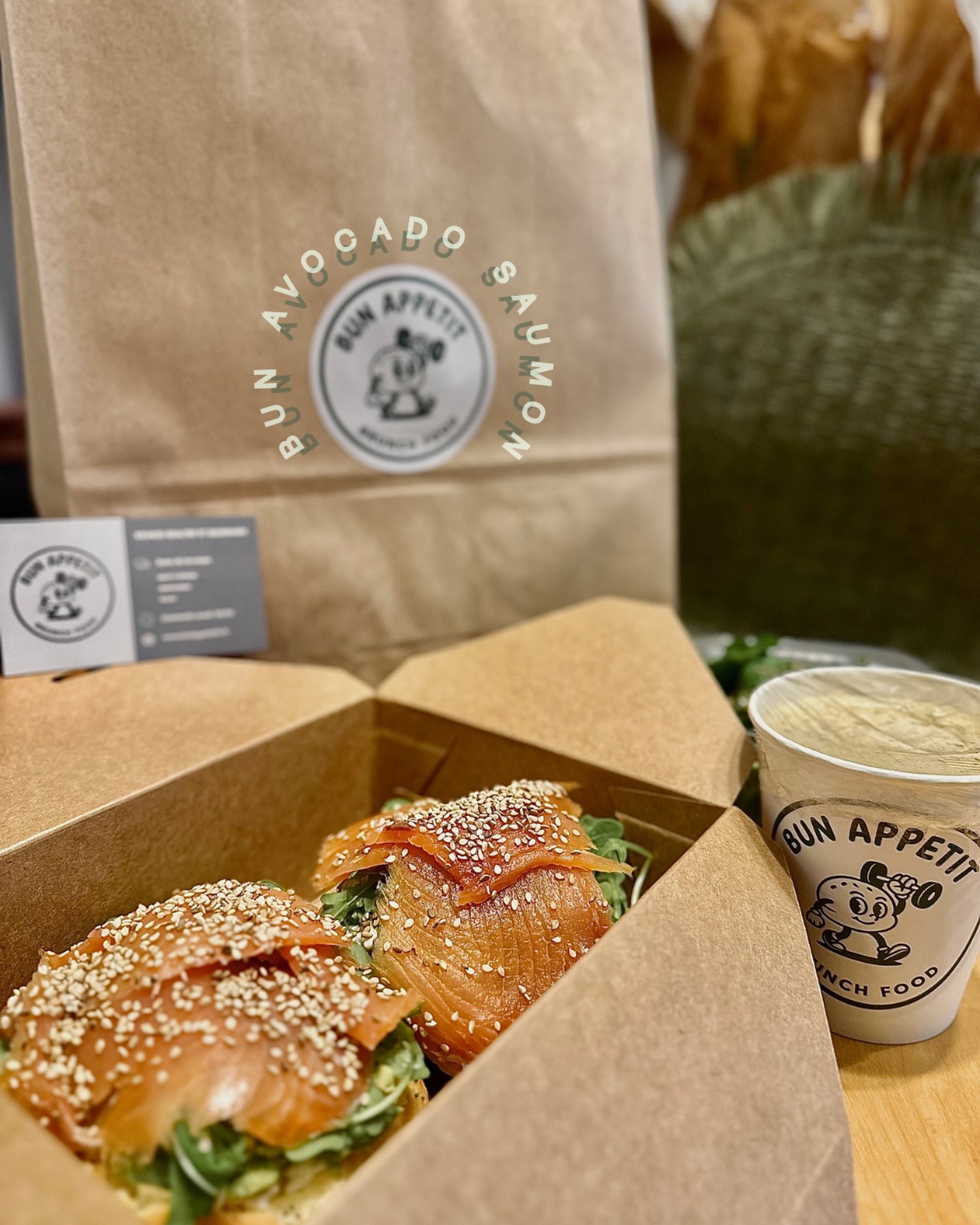 BUN AVOCADO SAUMON 💛