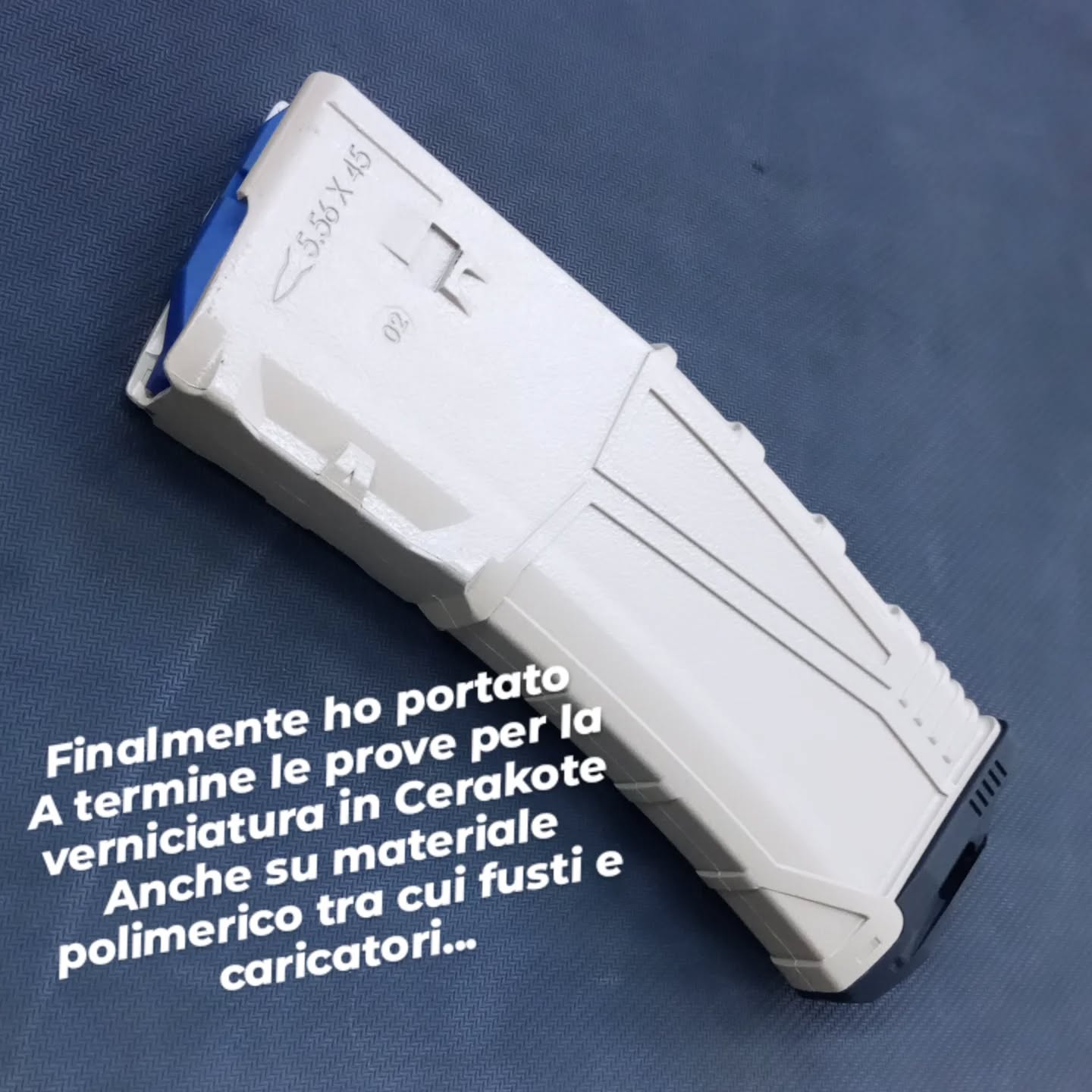 Finalmente ho avuto il tempo di testare e mettere a punto la ricetta per verniciare in Cerakote anche fusti polimerici e caricatori delle vs armi...
#cerakote #guns #pistole #armi #armicustom #lavitaèbellaperchèècustom #meschiericustom #armeriameschieri #bustoarsizio