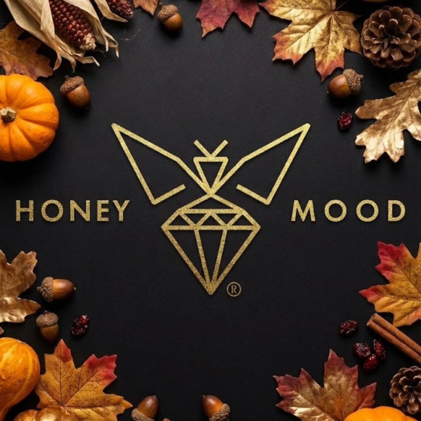 Luxury is not only in the things we hold - it is in the family and the people we hold close.
Grateful for quiet moments, warm tables, and the sweetness we share this weekend.
Honey Mood® - Real Honey. Real Moments.
#LuxuryFridays #thanksgiving