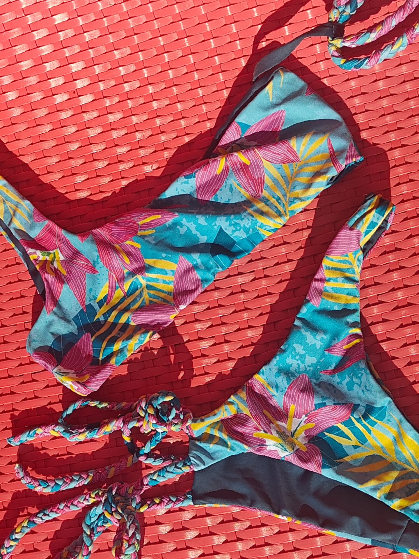 Looking at the details!✨
Getting back into the designing and falling in love again with the process.: Looking at the details, how colors work together, the trial and error in finding the best ways of letting a print come to life and matching it with the swimwear design itself.
It is like playing to me.
#perzikswimwear
#creativeprocess
#design