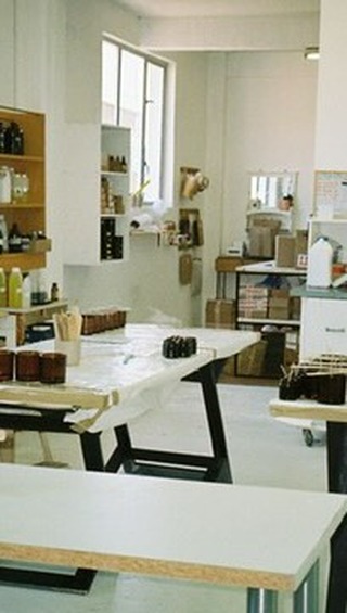 OPEN STUDIO TOMORROW, Saturday 29 Nov.
Come and visit us, we’ll be there form 9am - 2pm.
Take a tour, have a chat, do some Christmas shopping!
All of our favourite neighbours at Side Street Studios will be opening their studios tomorrow as well!
Can’t wait to see you! Xx