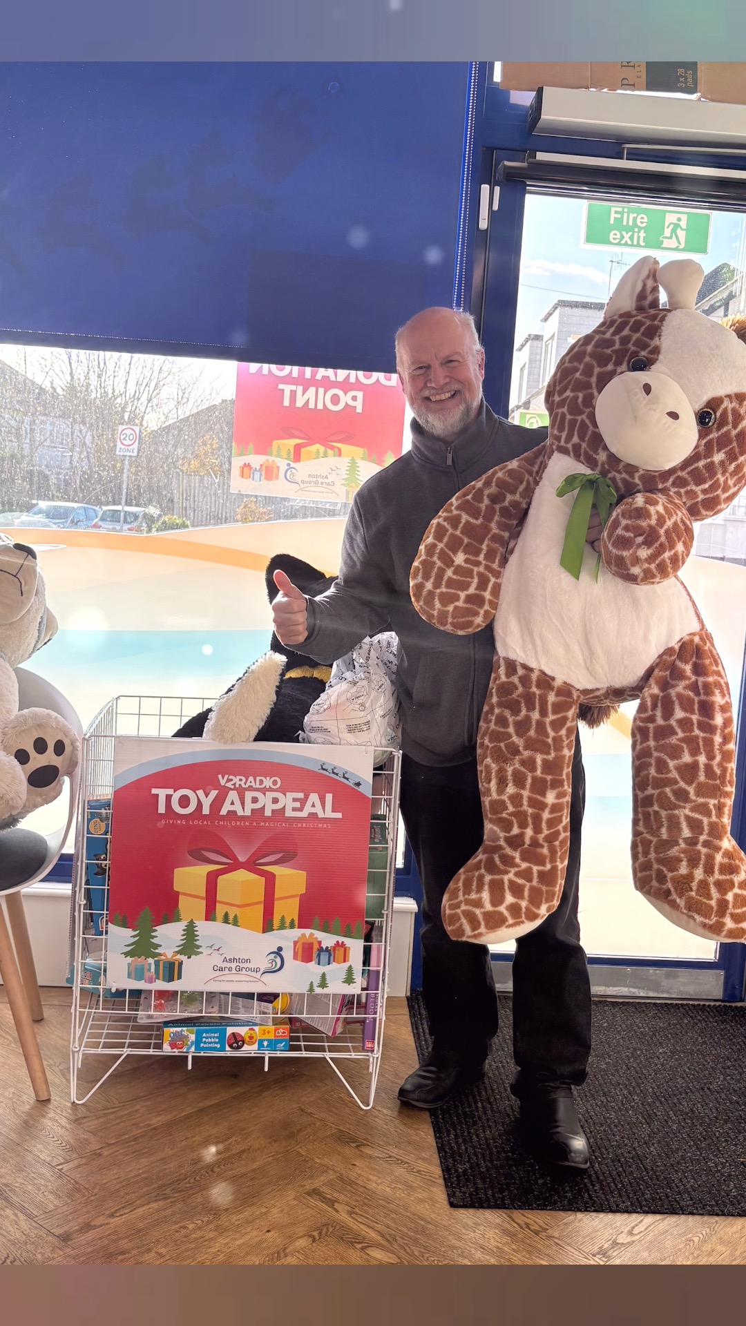 What an amazing day! 🎁❤️
Today, the wonderful team from k2.radio came to collect the toys we've gathered together for the V2 Radio Toy Appeal. It was brilliant to see their enthusiasm and commitment to bringing Christmas joy to local children.
A huge thank you to everyone who donated. Your generosity has made a real difference. And massive thanks to the K2 Radio team for making this happen so smoothly.
Together, we're proving that our community truly cares. These toys will bring smiles to children who need it most this Christmas.
The Toy Appeal continues. Iif you haven't donated yet, head to v2radio.co.uk to find your nearest drop-off point. Let's keep this momentum going! 🎄
#V2RadioToyAppeal #K2Radio #CommunityCareMattersMost #BognorRegis #ChristmasAppeal #TogetherForKids #LocalCommunity #AshtonCare