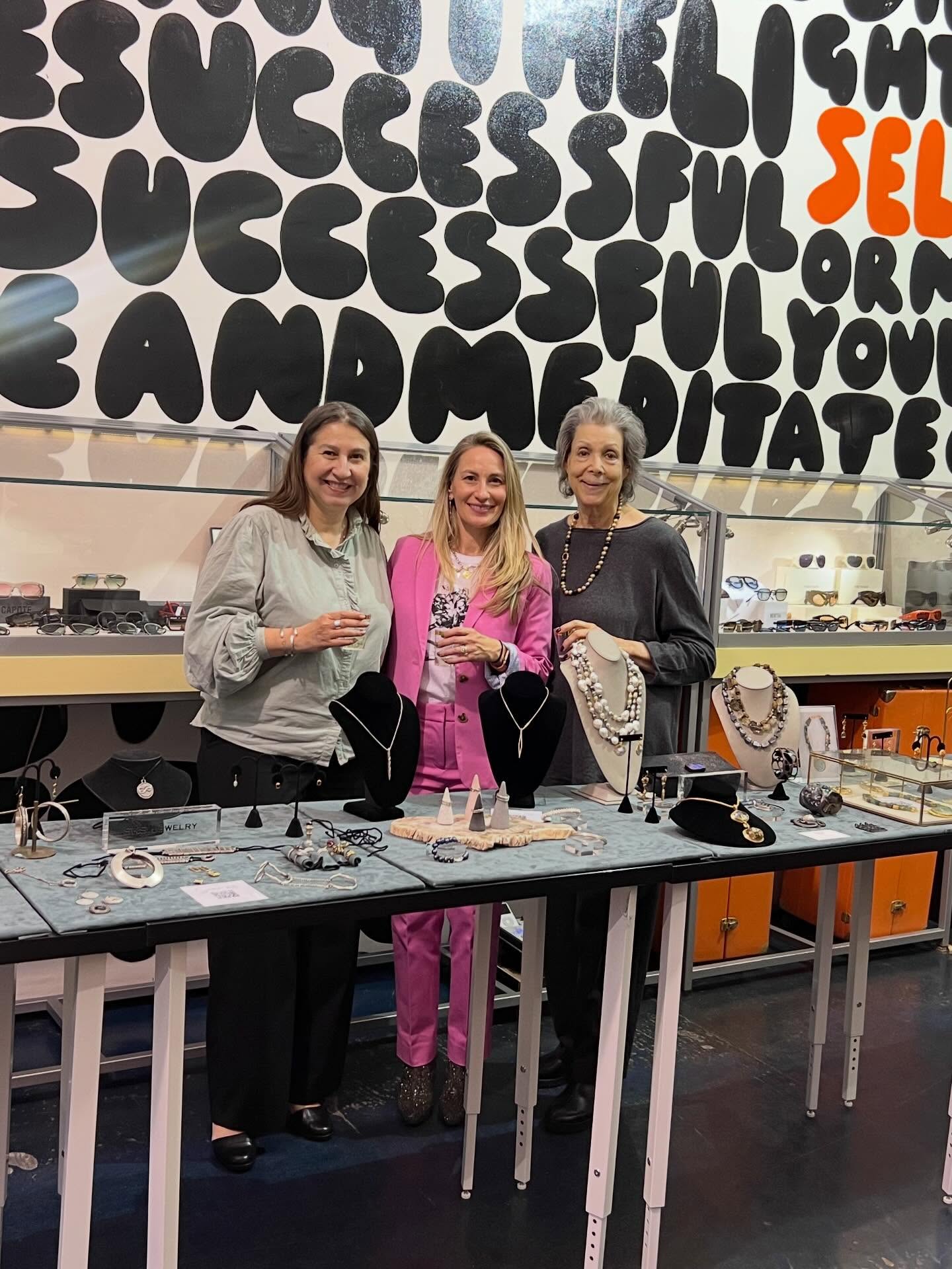 2 days left to shop handcrafted jewelry by local NYC artisans from @space85jewelry during their pop -up for @nycjewelryweek at @bond07byselima!
✨
Shop one-of-a-kind jewelry, fashion forward eyewear, and vintage clothing all at Selima Optique!
We can’t wait to see you there!
✨
📍 Selima Optique, 7 Bond St., NYC
🗓 Dates: November 17-21, 12-7 pm
.
.
.
.
.
#space85jewelry #selimaoptique #nohonyc