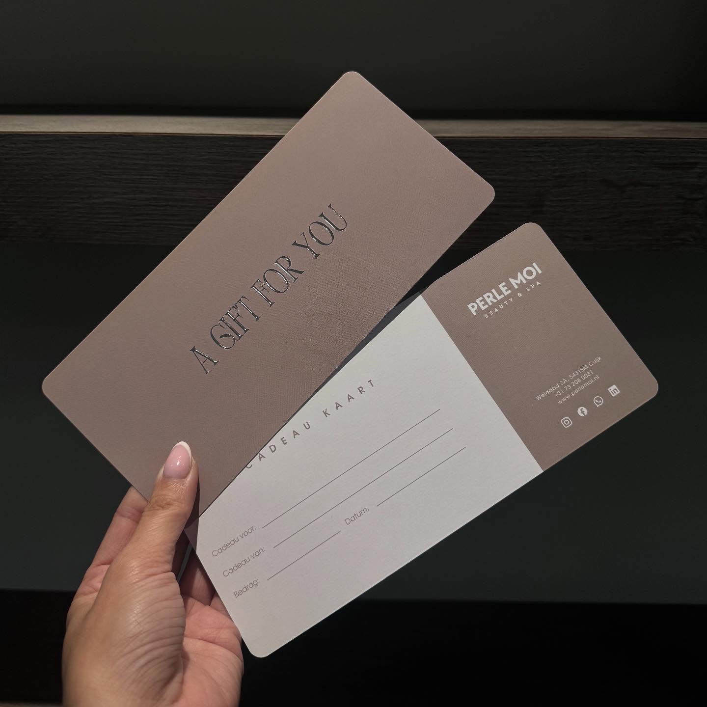 De ultieme cadeautip🎁: Verras je geliefde met een cadeaukaart van Perle Moi — ✨