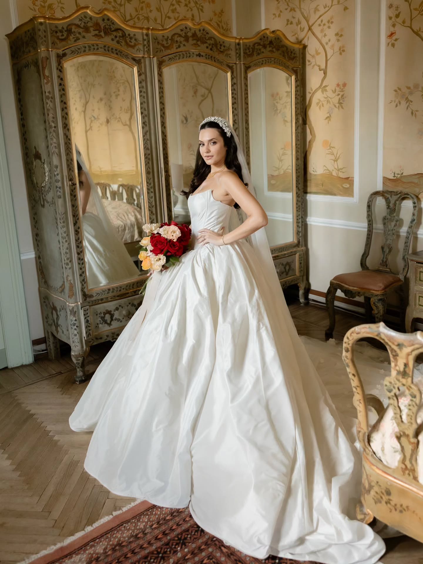 Vibes and postcards from the last wedding of the season.
Michele, Italian. Lubna, with roots in Russia and Palestine. A life built together in Dubai.
That day, the light seemed unwilling to fade,
as if it wanted to linger on them just a moment longer.
A visual narrative that goes beyond definitions
and finds its strength in authenticity.
Planning @elena_casagni_events
Venue @latorredipila
Bride @lubnawhamdan
Groom @micheleromaniofficial
Florist @serenapassionflowers
Hmua @maria.makeup.milan
Photo e video @michaelcosenzafilmphotography
Live band @galvani.gianluca
Catering @apollinarecatering
Open bar @drink_mood_
DJ @betto.dj
Entertainment @zaffet_mabrouk
#modernlove #authenticlovers #weddinginspo #editorialwedding #storytellinglove #filmfeed #analogvibes #wedvibes #destinationwedding #timelessmoments #intimatewedding #visualpoetry #weddingstoryteller