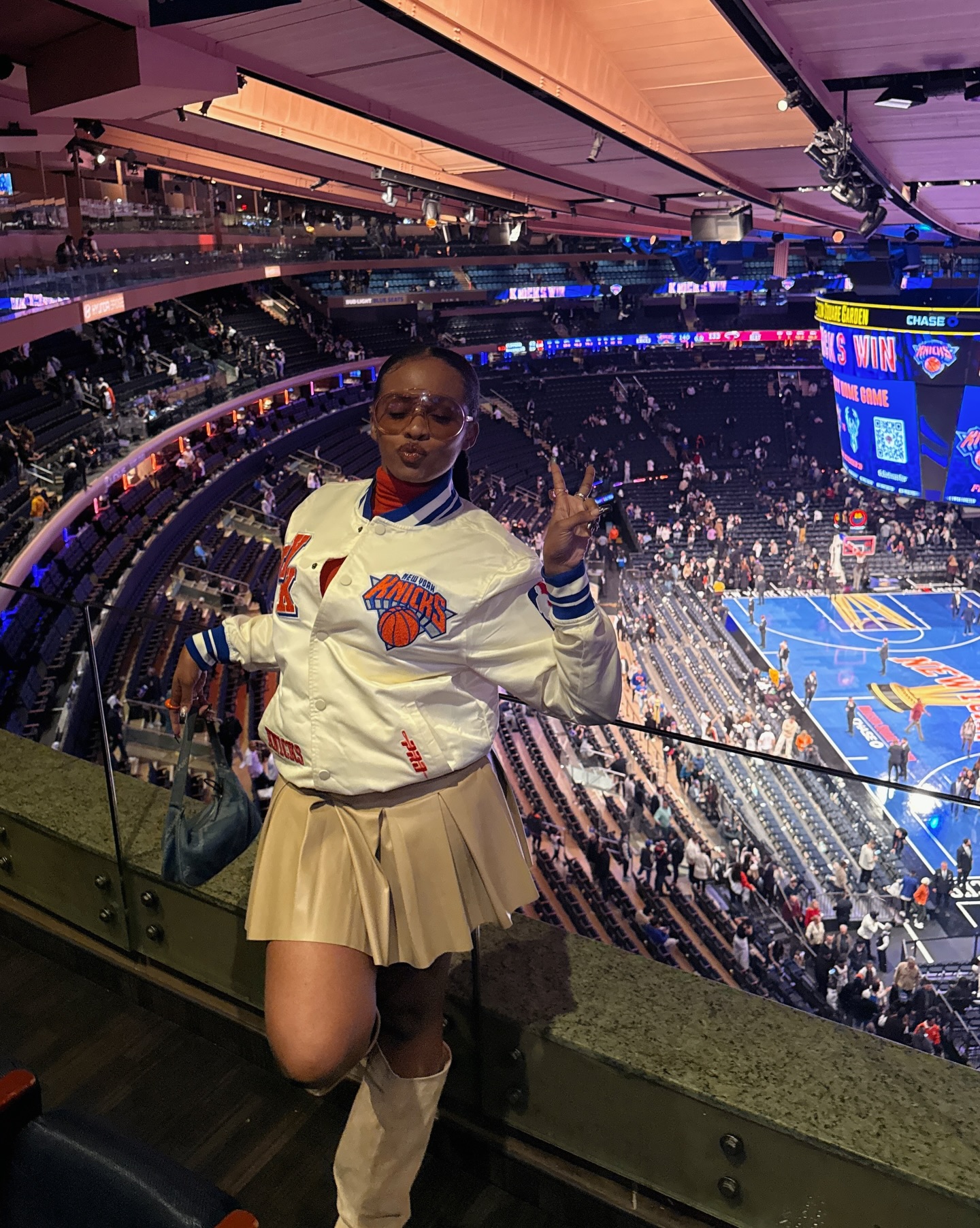 rich, and not bc of the money.💡🤍 #lastslide